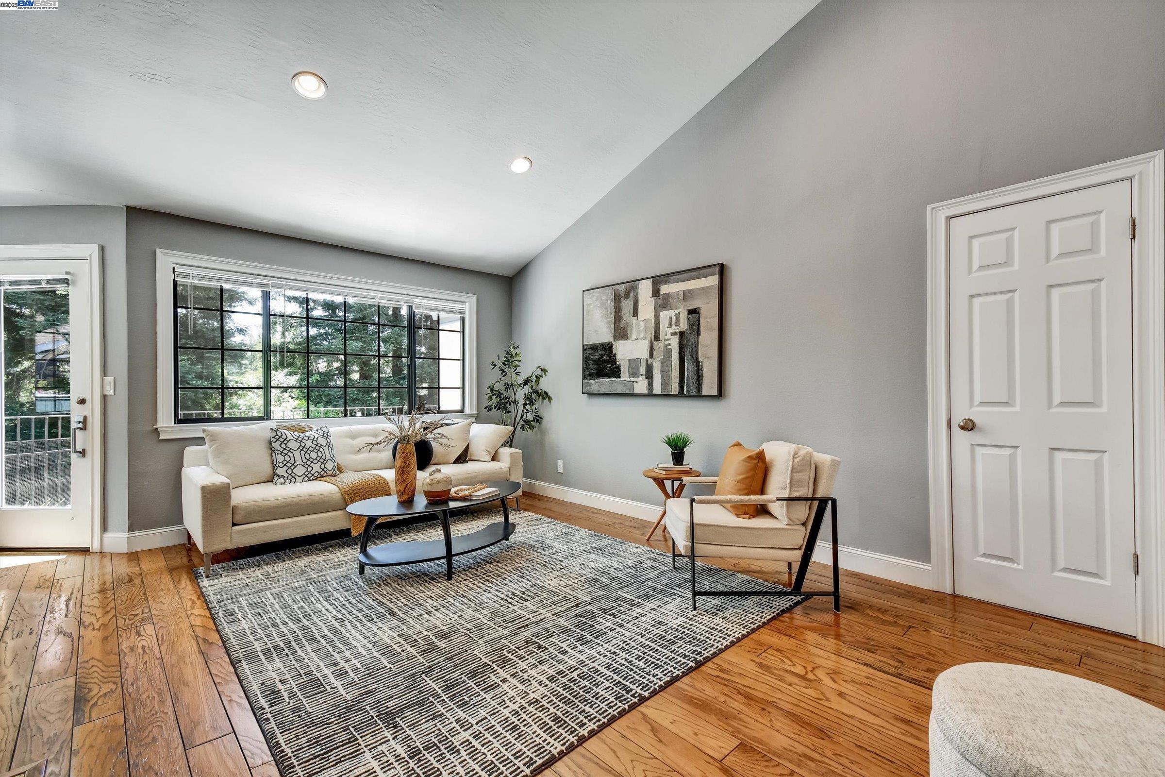 Photo #6: 41100280 Listing: Photo #6