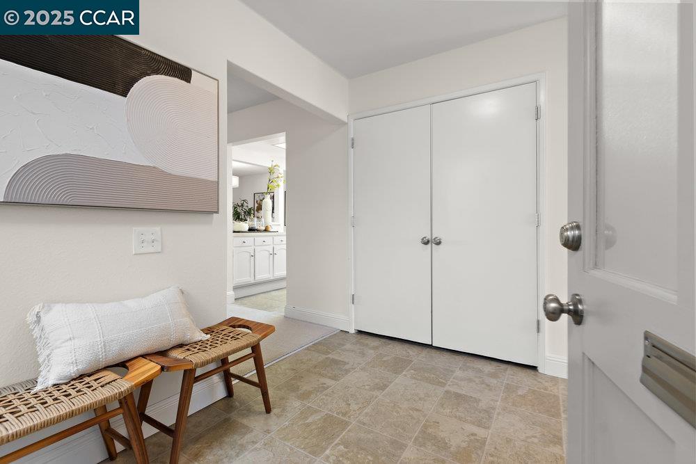Photo #2: 41100292 Listing 