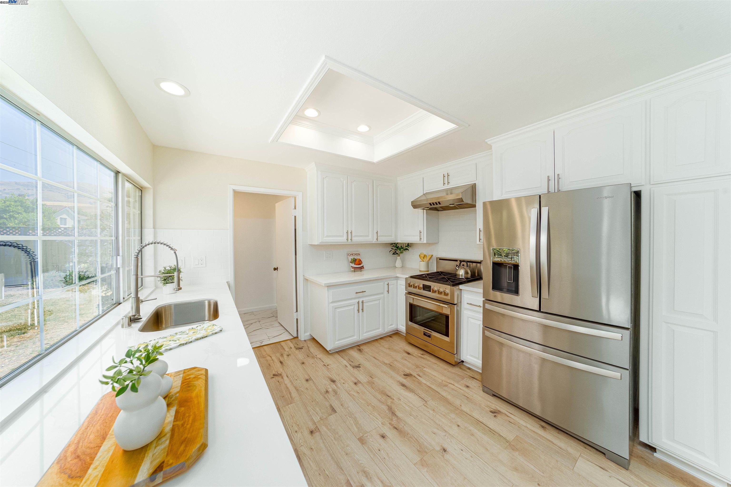 Detail Gallery Image 14 of 53 For 709 Covina Way, Fremont,  CA 94539 - 4 Beds | 2 Baths