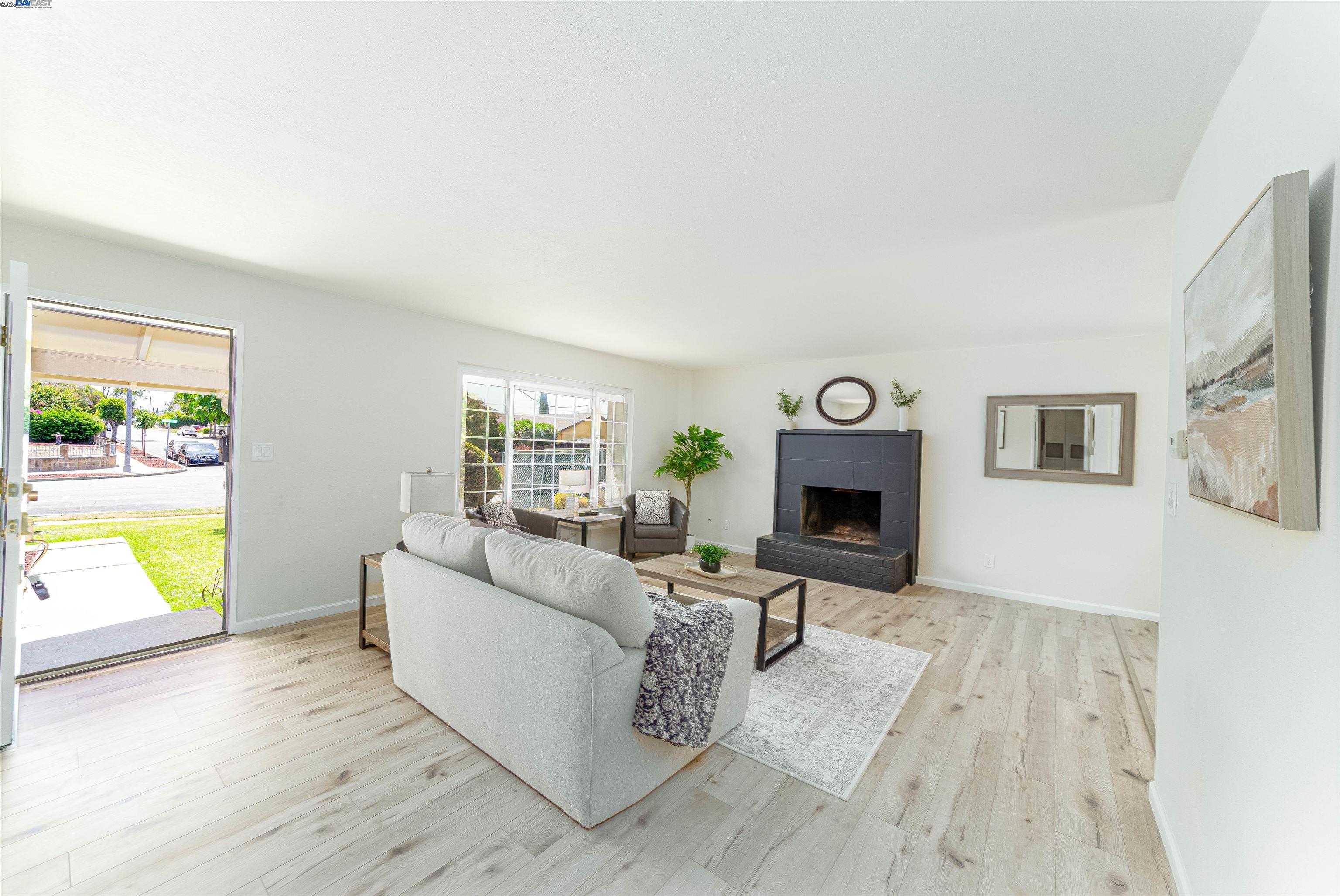 Detail Gallery Image 7 of 53 For 709 Covina Way, Fremont,  CA 94539 - 4 Beds | 2 Baths