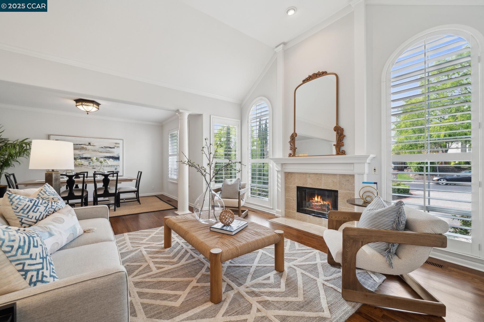 Detail Gallery Image 11 of 54 For 460 Silver Hollow Drive, Walnut Creek,  CA 94598 - 5 Beds | 3 Baths