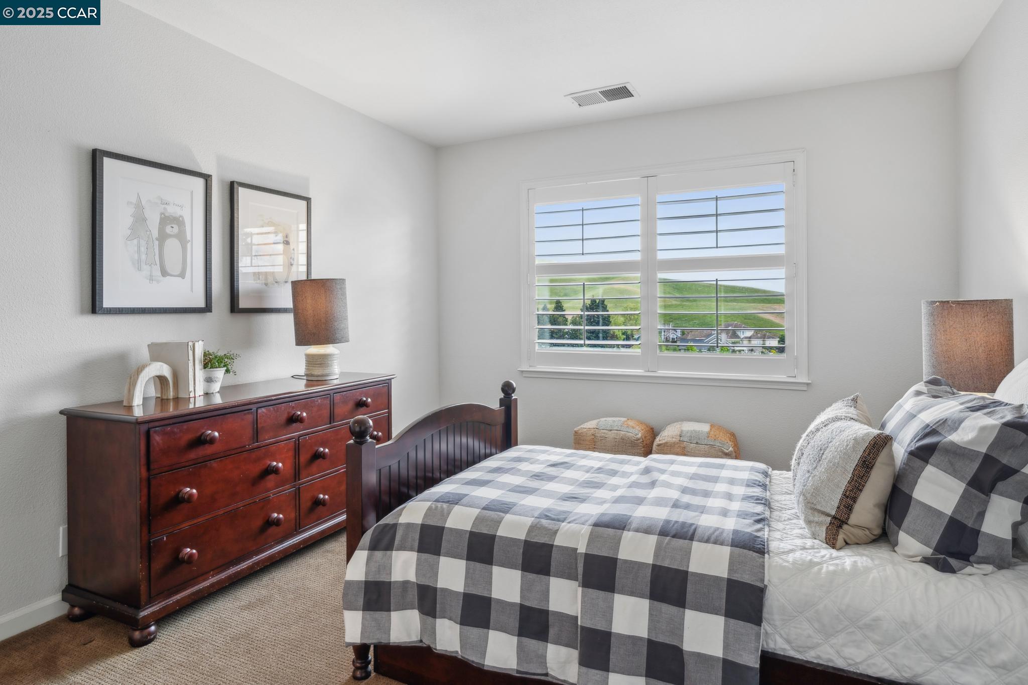 Detail Gallery Image 30 of 54 For 460 Silver Hollow Drive, Walnut Creek,  CA 94598 - 5 Beds | 3 Baths