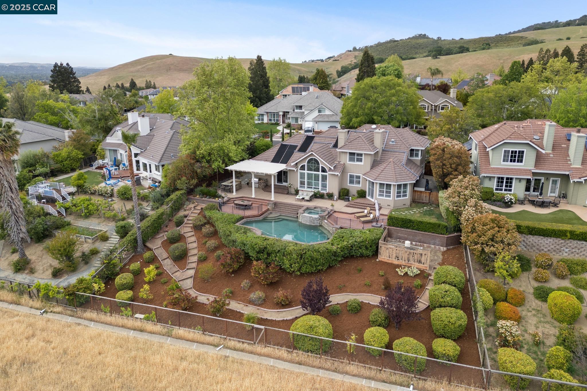 Detail Gallery Image 50 of 54 For 460 Silver Hollow Drive, Walnut Creek,  CA 94598 - 5 Beds | 3 Baths