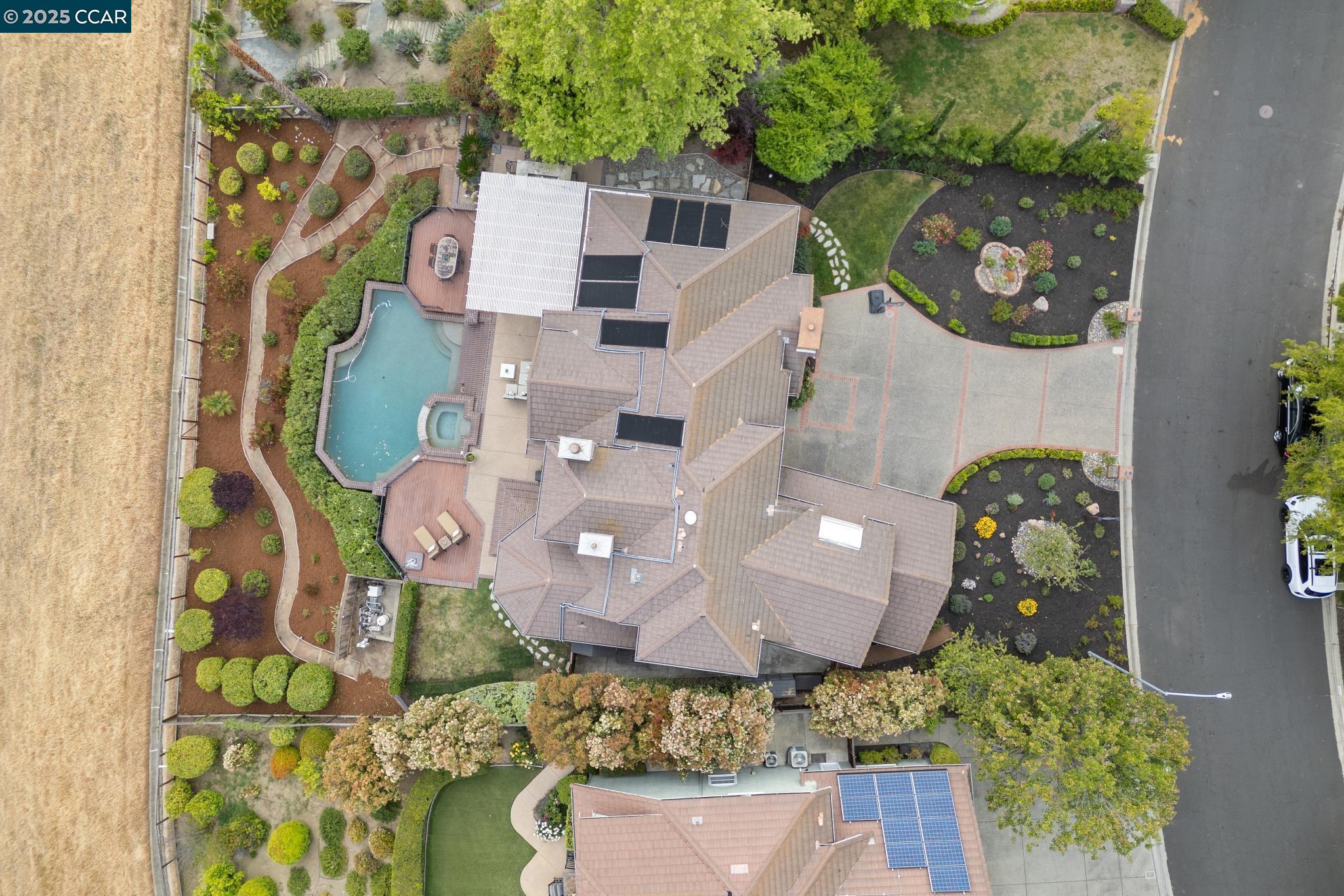 Detail Gallery Image 51 of 54 For 460 Silver Hollow Drive, Walnut Creek,  CA 94598 - 5 Beds | 3 Baths