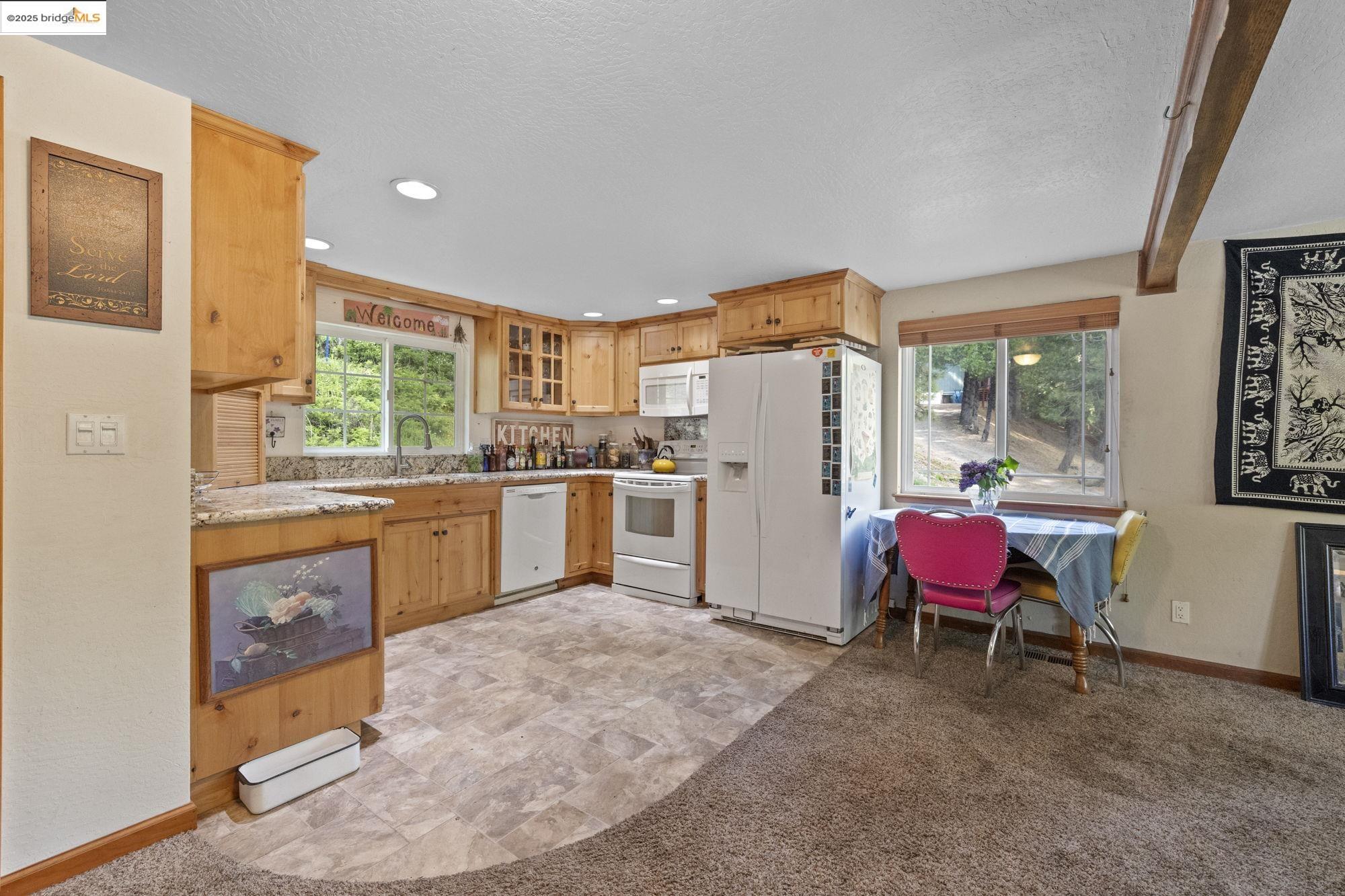 Detail Gallery Image 7 of 23 For 26551 Crystal Road, Long Barn,  CA 95335 - 3 Beds | 2 Baths