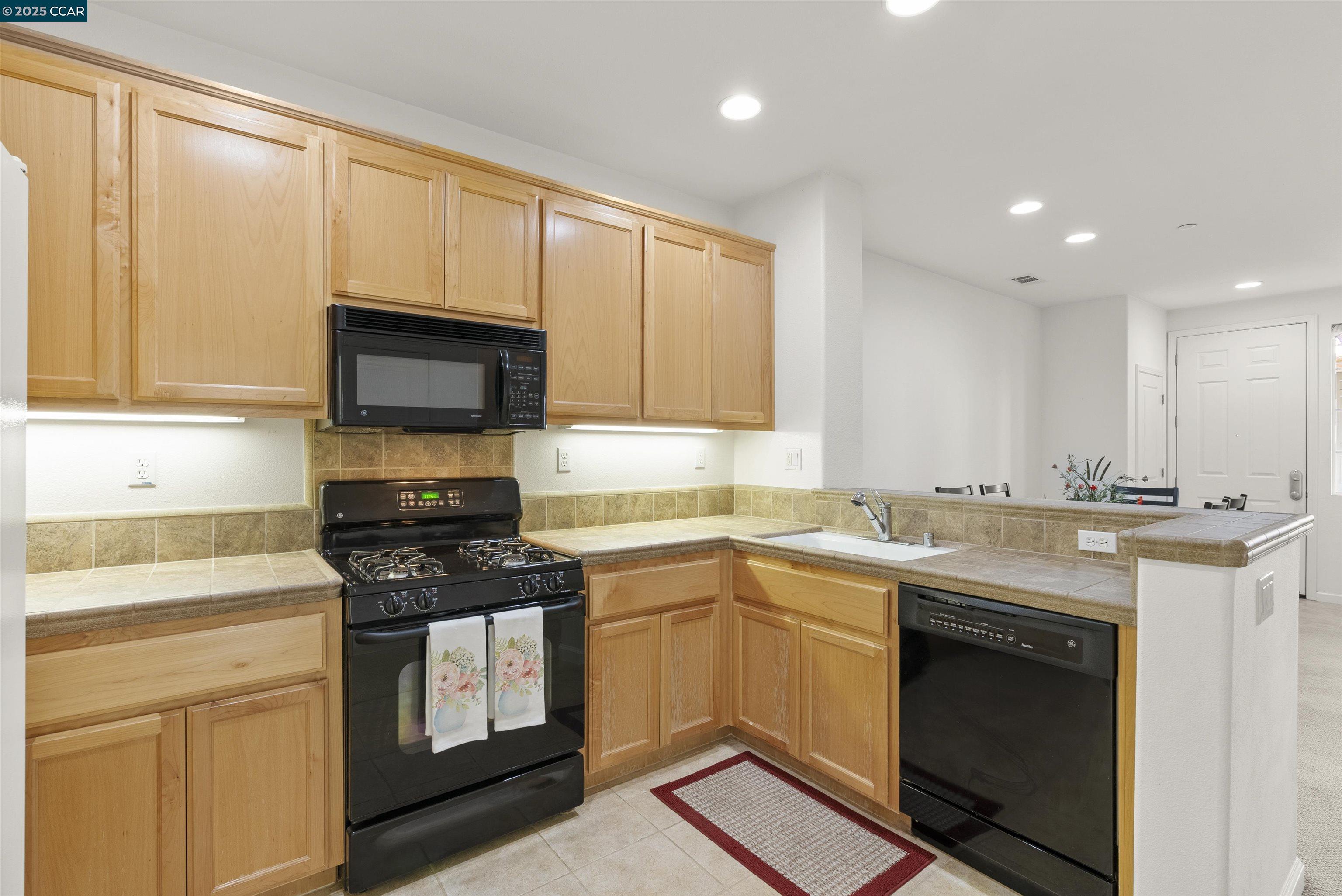Photo #13: 41100322 Listing: Photo #13