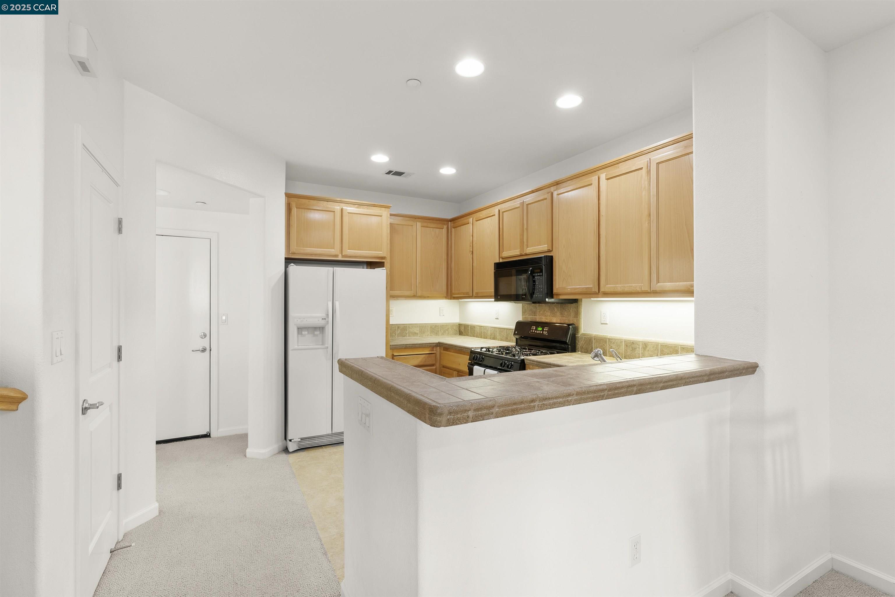 Photo #10: 41100322 Listing: Photo #10