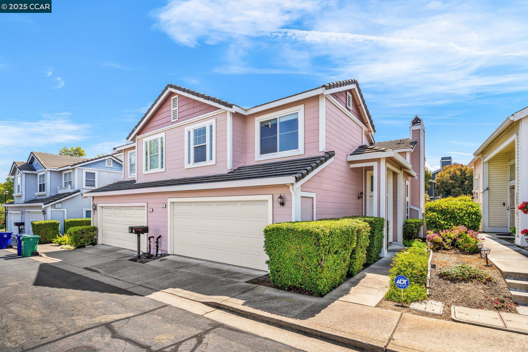 MLS: 41100323 Condo For Sale