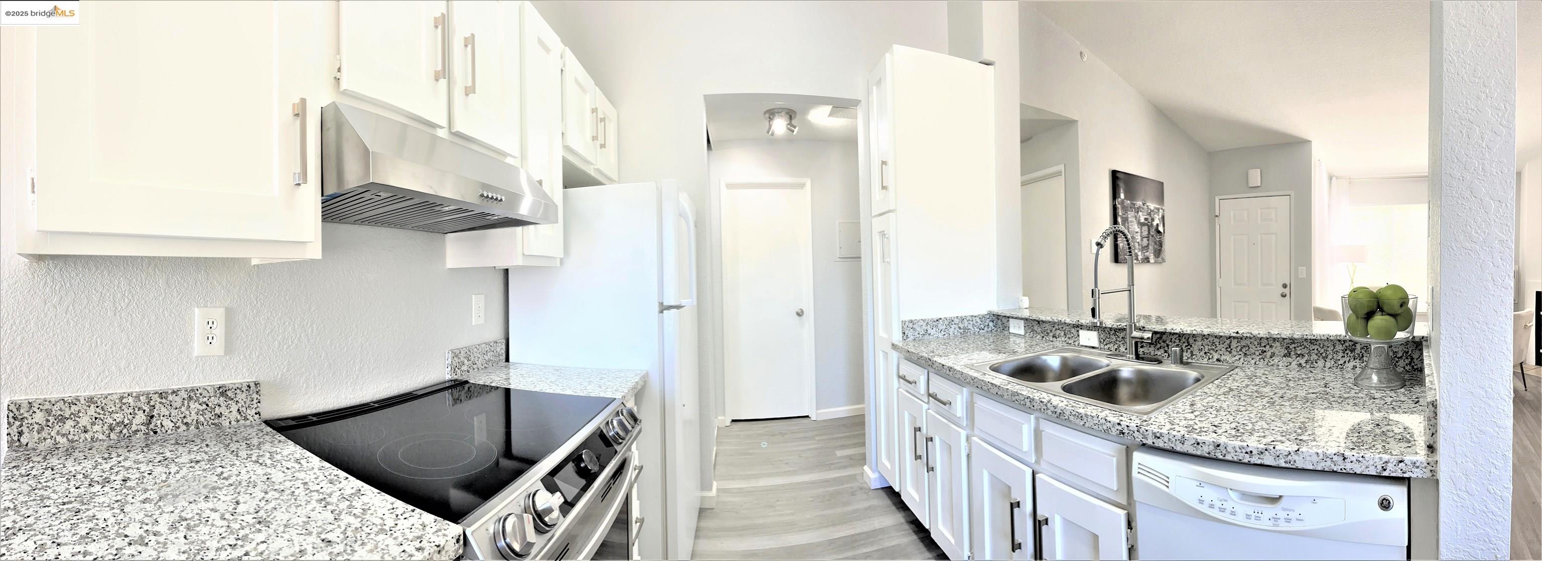 Detail Gallery Image 4 of 20 For 6 Lancaster Cir #214,  Bay Point,  CA 94565 - 2 Beds | 2 Baths