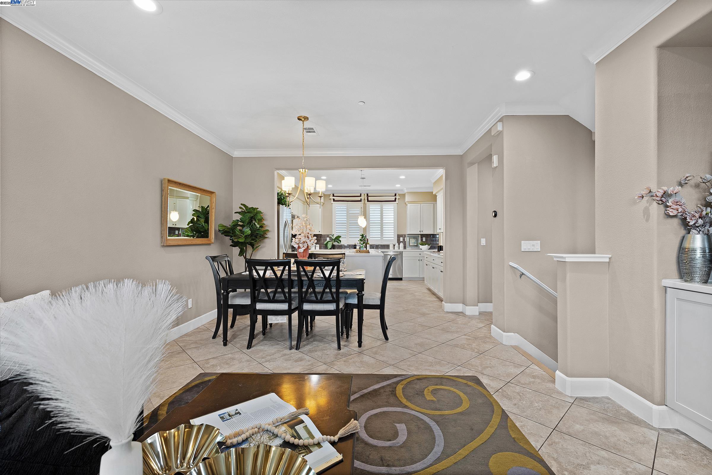 Photo #8: 41100350 Listing: Photo #8