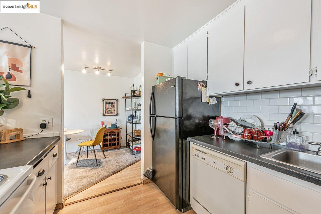 5 Embarcadero # 129, Oakland, California 94607, 1 Bedroom Bedrooms, 3 Rooms Rooms,1 BathroomBathrooms,Residential,For Sale,5 Embarcadero # 129,41100353