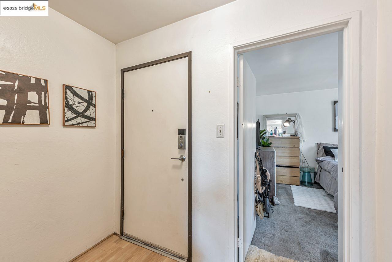 5 Embarcadero # 129, Oakland, California 94607, 1 Bedroom Bedrooms, 3 Rooms Rooms,1 BathroomBathrooms,Residential,For Sale,5 Embarcadero # 129,41100353