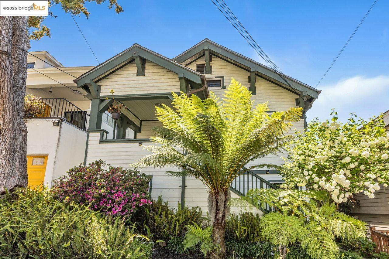 Thumbnail for 85 Linda Ave, Piedmont, CA 94611