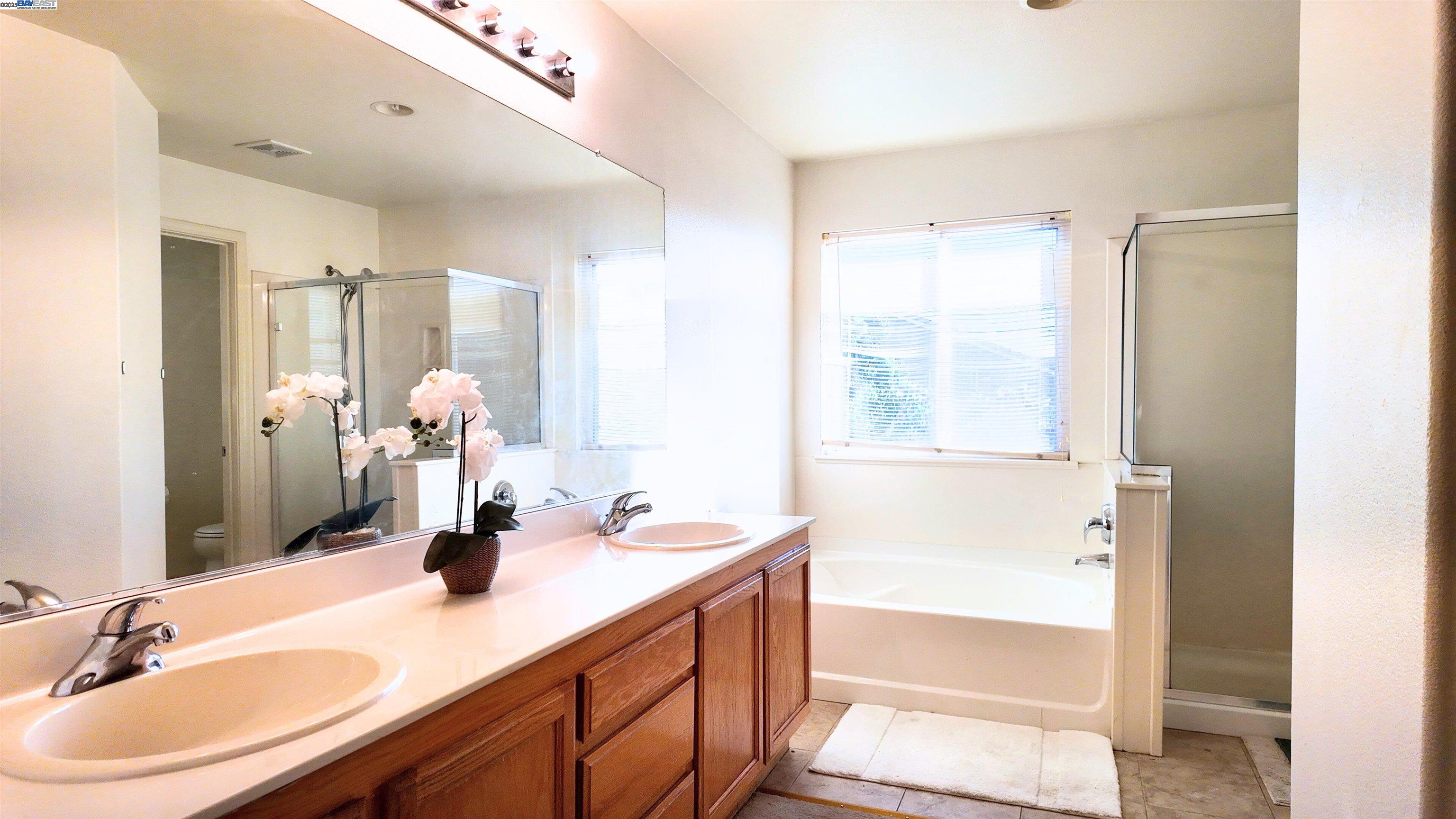 Detail Gallery Image 23 of 29 For 5247 Agapanthus Ct, Stockton,  CA 95212 - 4 Beds | 3 Baths