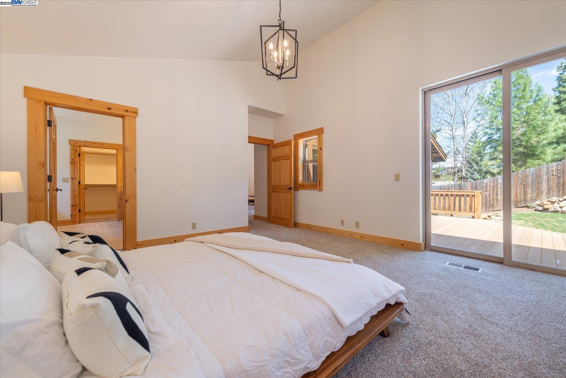 Detail Gallery Image 19 of 35 For 10023 S River Street, Truckee,  CA 96161 - 4 Beds | 2/1 Baths