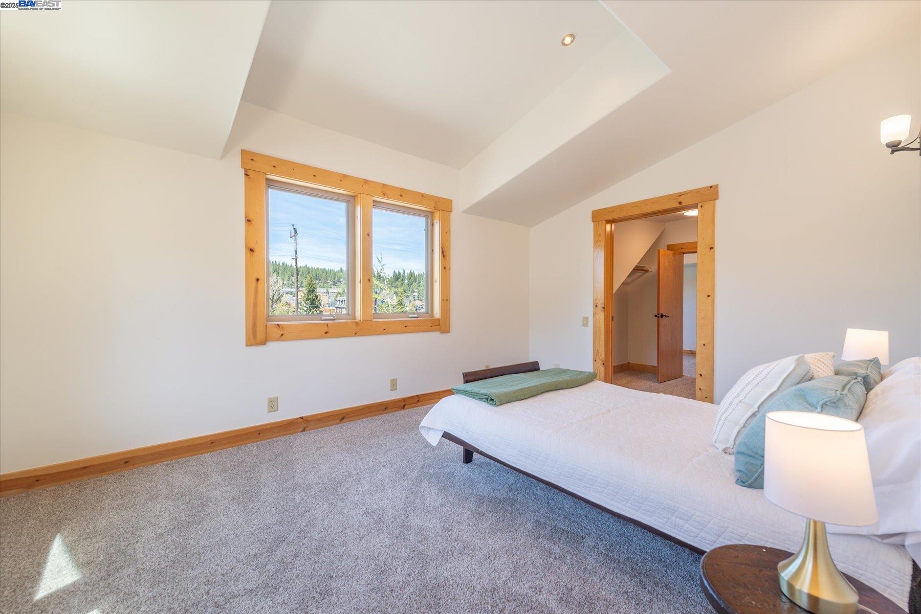 Detail Gallery Image 24 of 35 For 10023 S River Street, Truckee,  CA 96161 - 4 Beds | 2/1 Baths