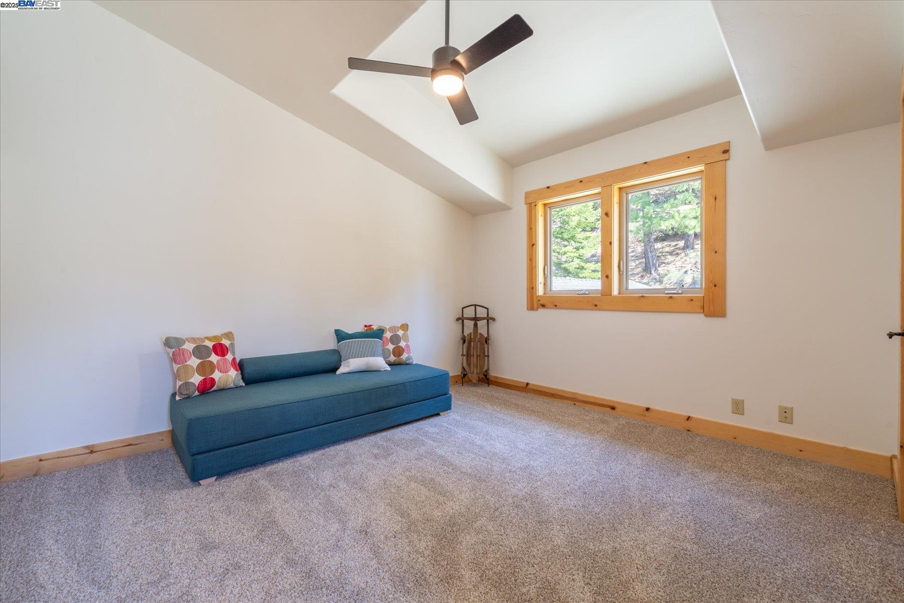 Detail Gallery Image 28 of 35 For 10023 S River Street, Truckee,  CA 96161 - 4 Beds | 2/1 Baths
