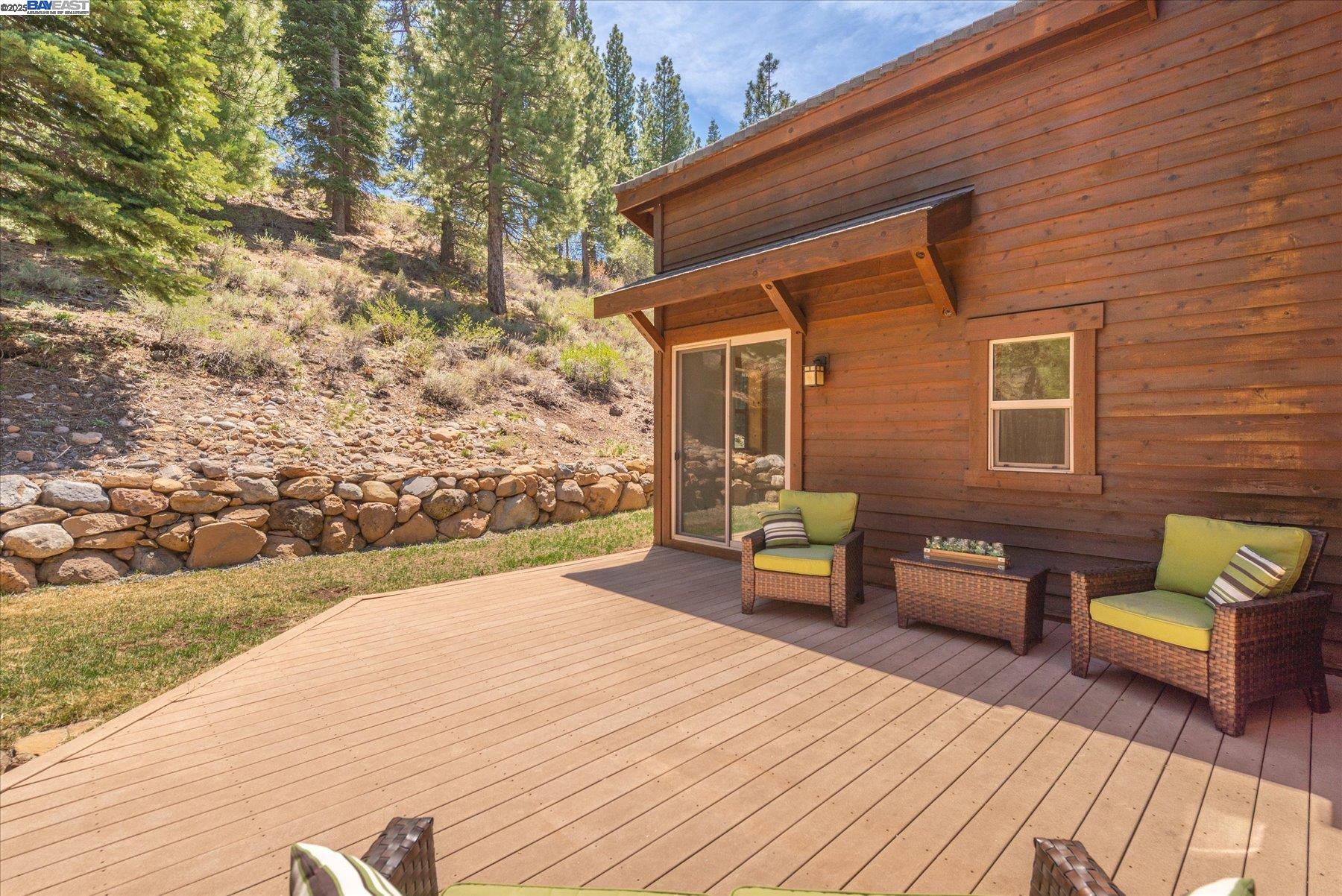 Detail Gallery Image 33 of 35 For 10023 S River Street, Truckee,  CA 96161 - 4 Beds | 2/1 Baths