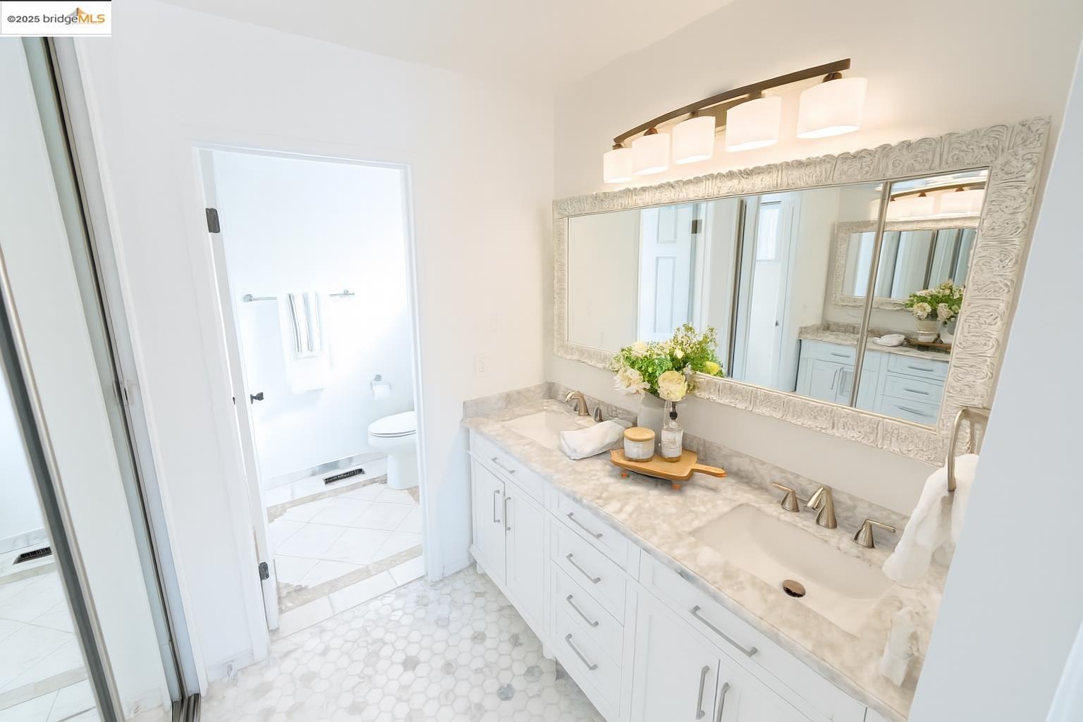 Detail Gallery Image 10 of 20 For 301 Discovery Bay Blvd, Discovery Bay,  CA 94505 - 3 Beds | 2/1 Baths