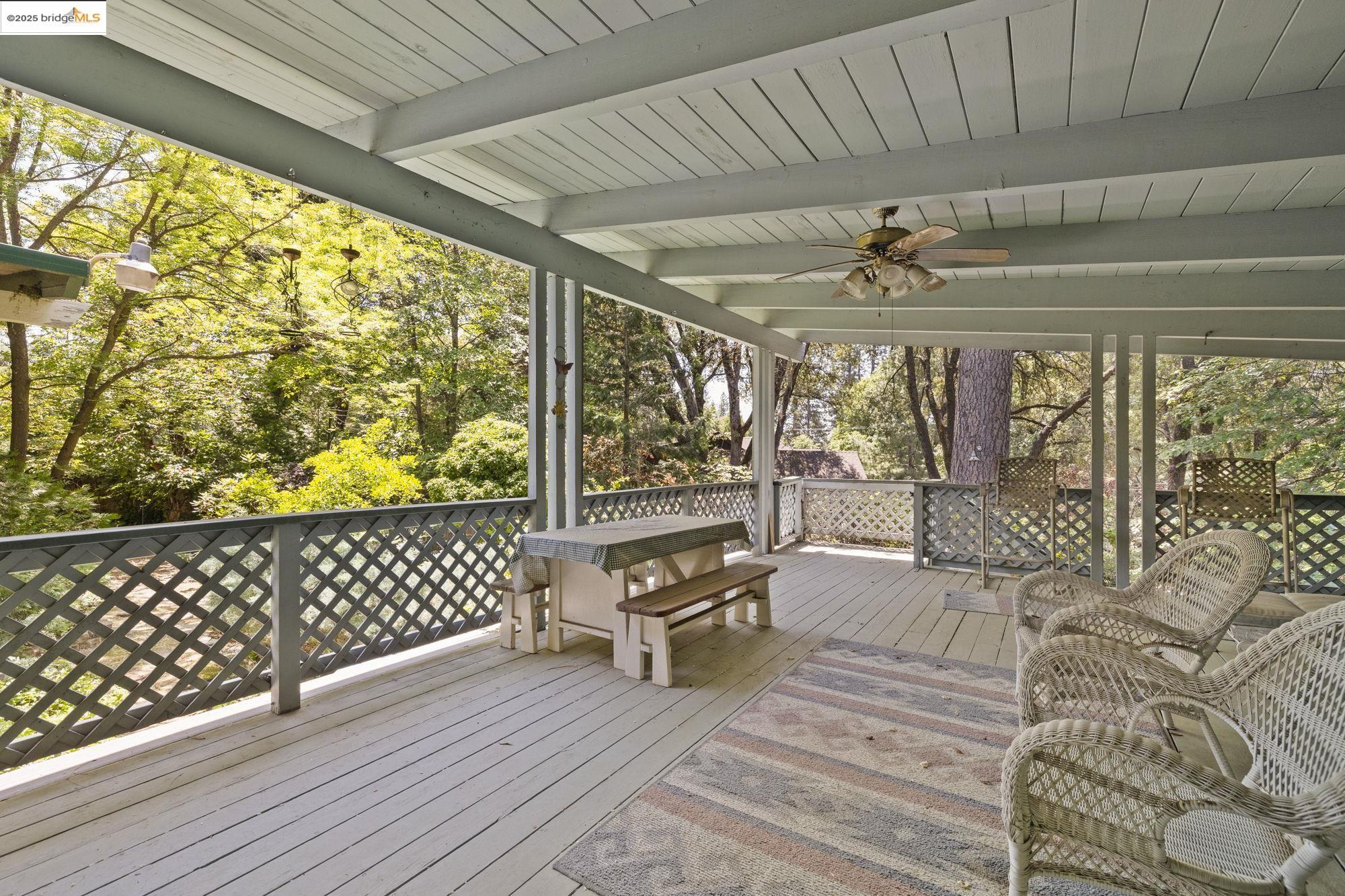 Detail Gallery Image 5 of 42 For 23343 Tanager, Twain Harte,  CA 95383 - 3 Beds | 2 Baths