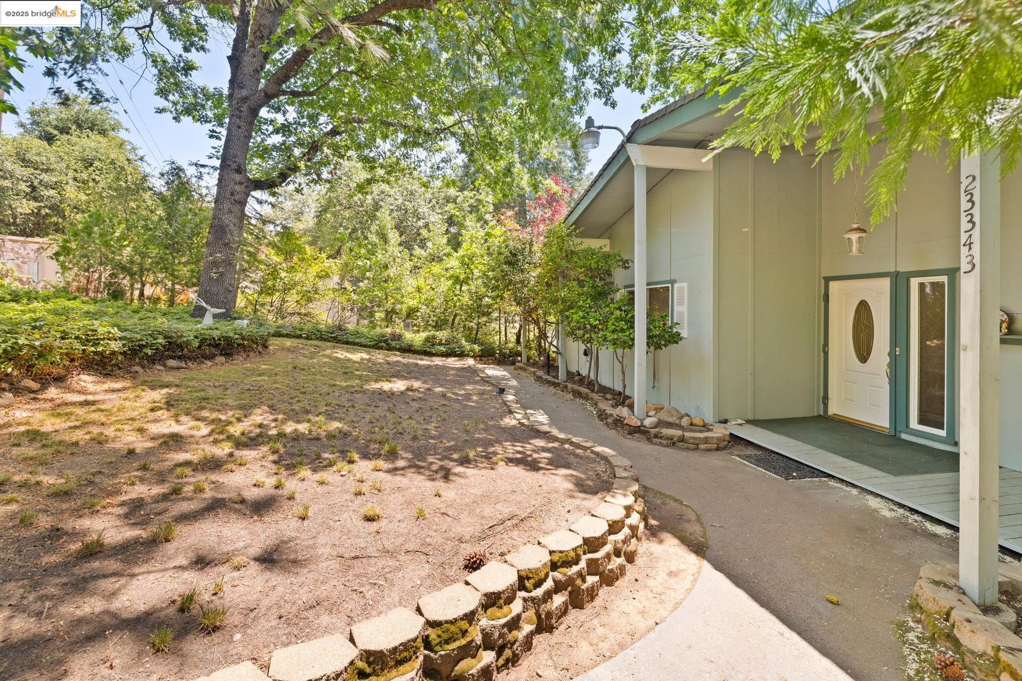 Detail Gallery Image 8 of 42 For 23343 Tanager, Twain Harte,  CA 95383 - 3 Beds | 2 Baths