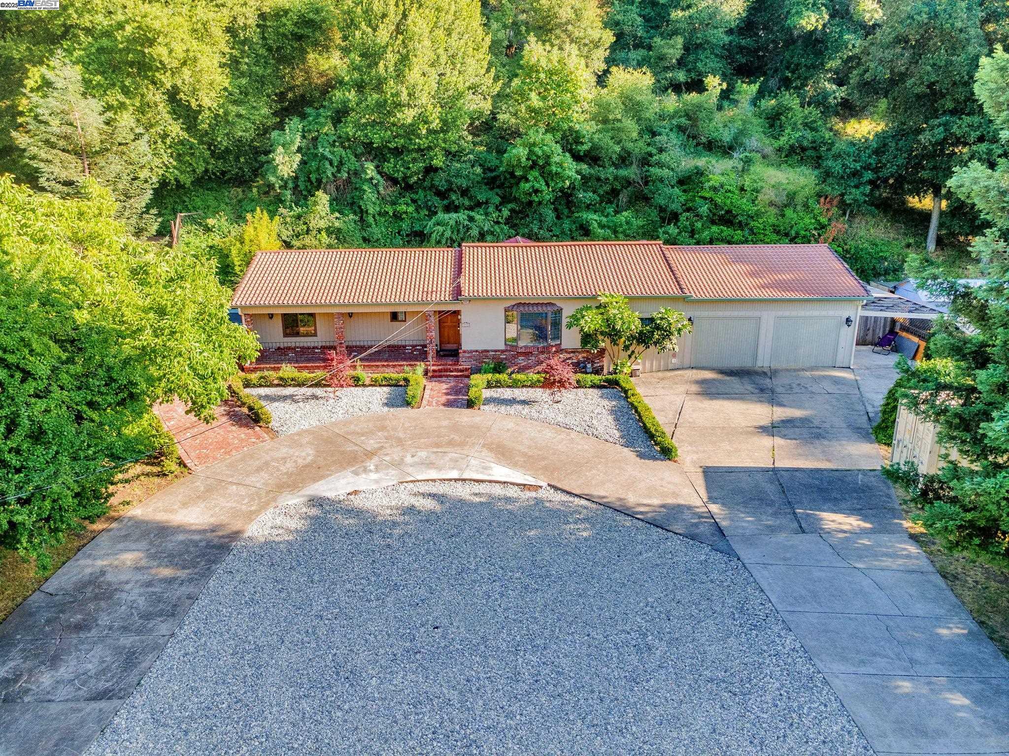 Detail Gallery Image 2 of 54 For 3950 Pinole Valley Rd, Pinole,  CA 94564 - 5 Beds | 3 Baths