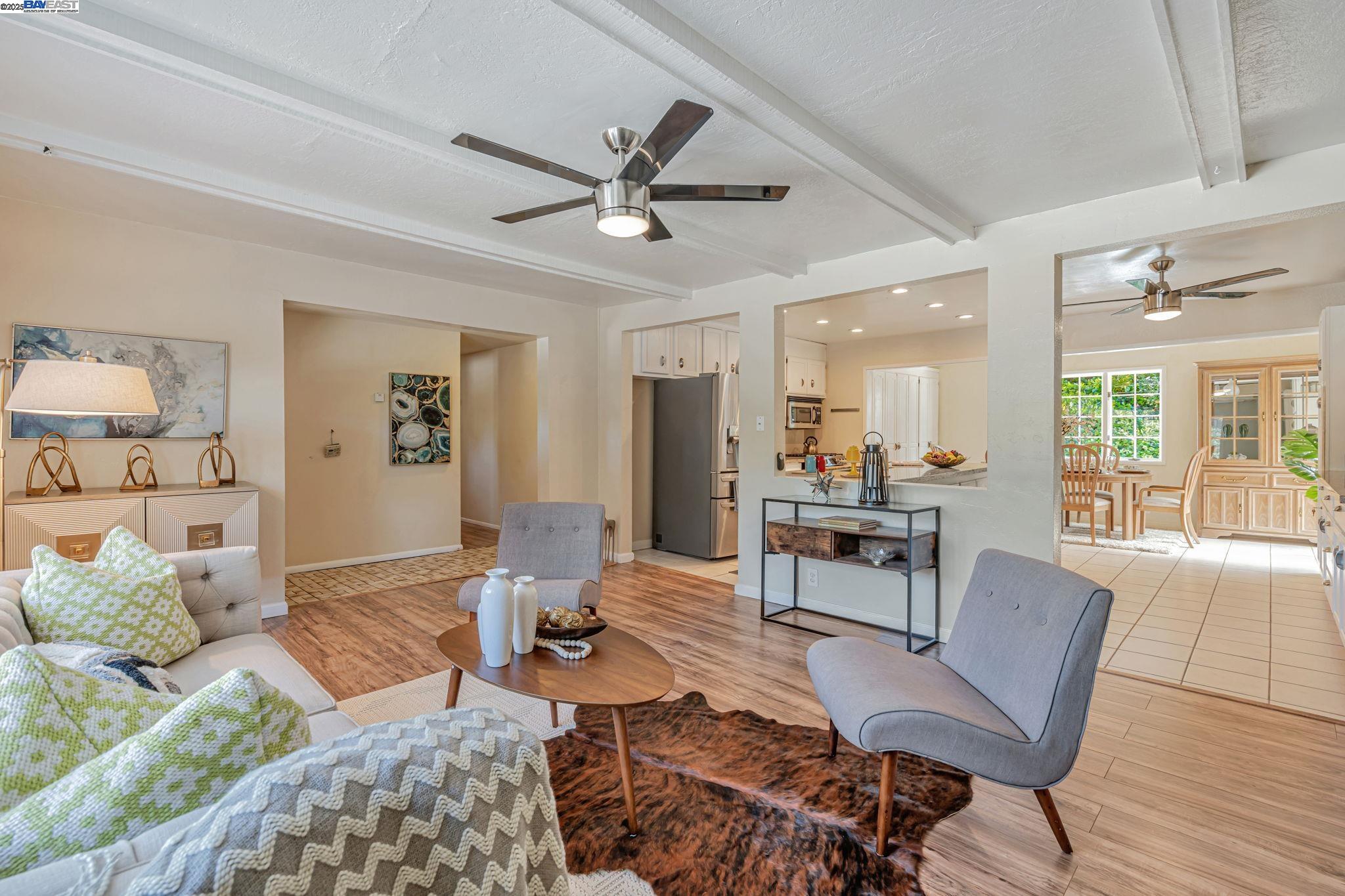 Detail Gallery Image 13 of 54 For 3950 Pinole Valley Rd, Pinole,  CA 94564 - 5 Beds | 3 Baths