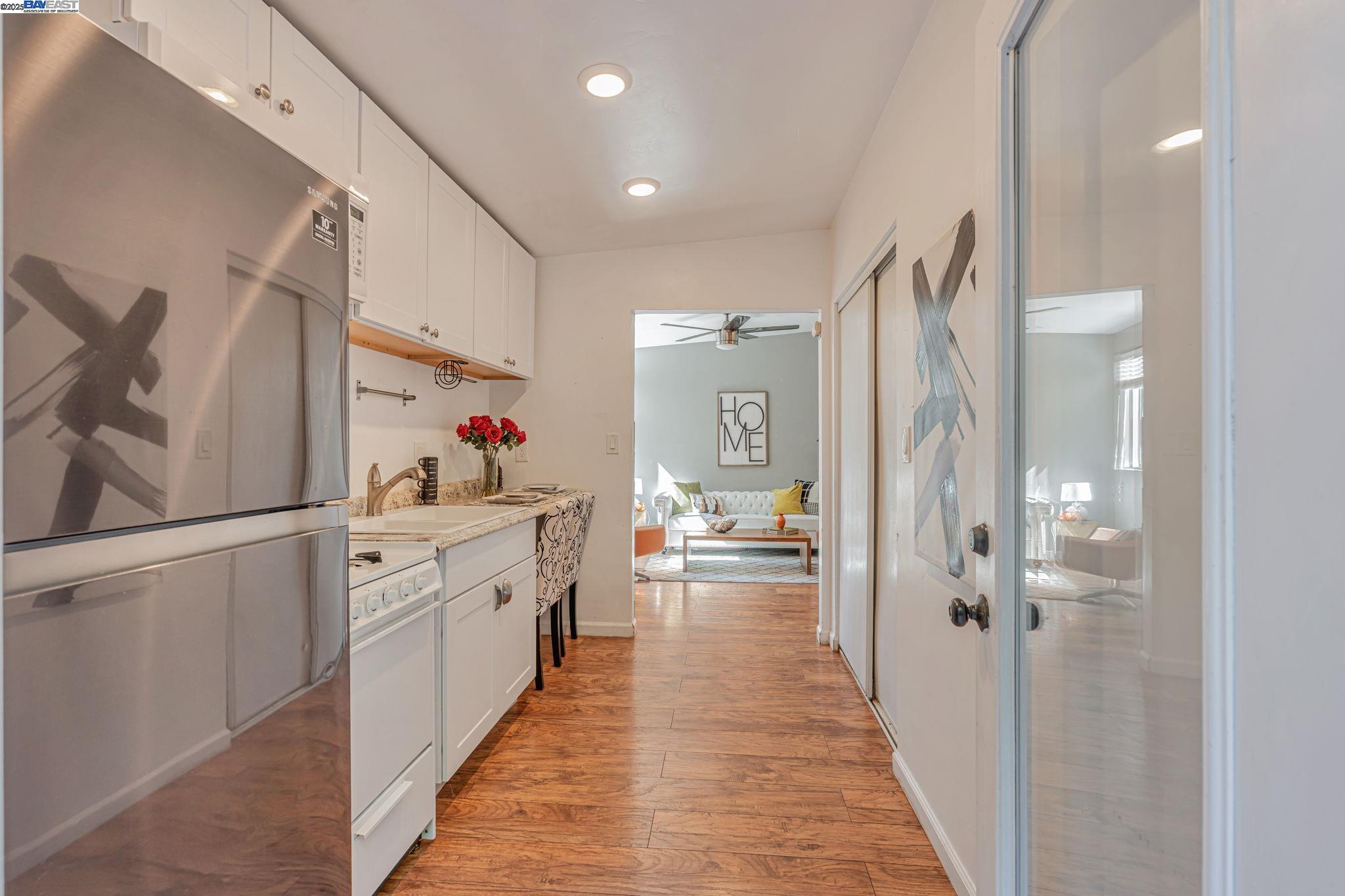 Detail Gallery Image 43 of 54 For 3950 Pinole Valley Rd, Pinole,  CA 94564 - 5 Beds | 3 Baths