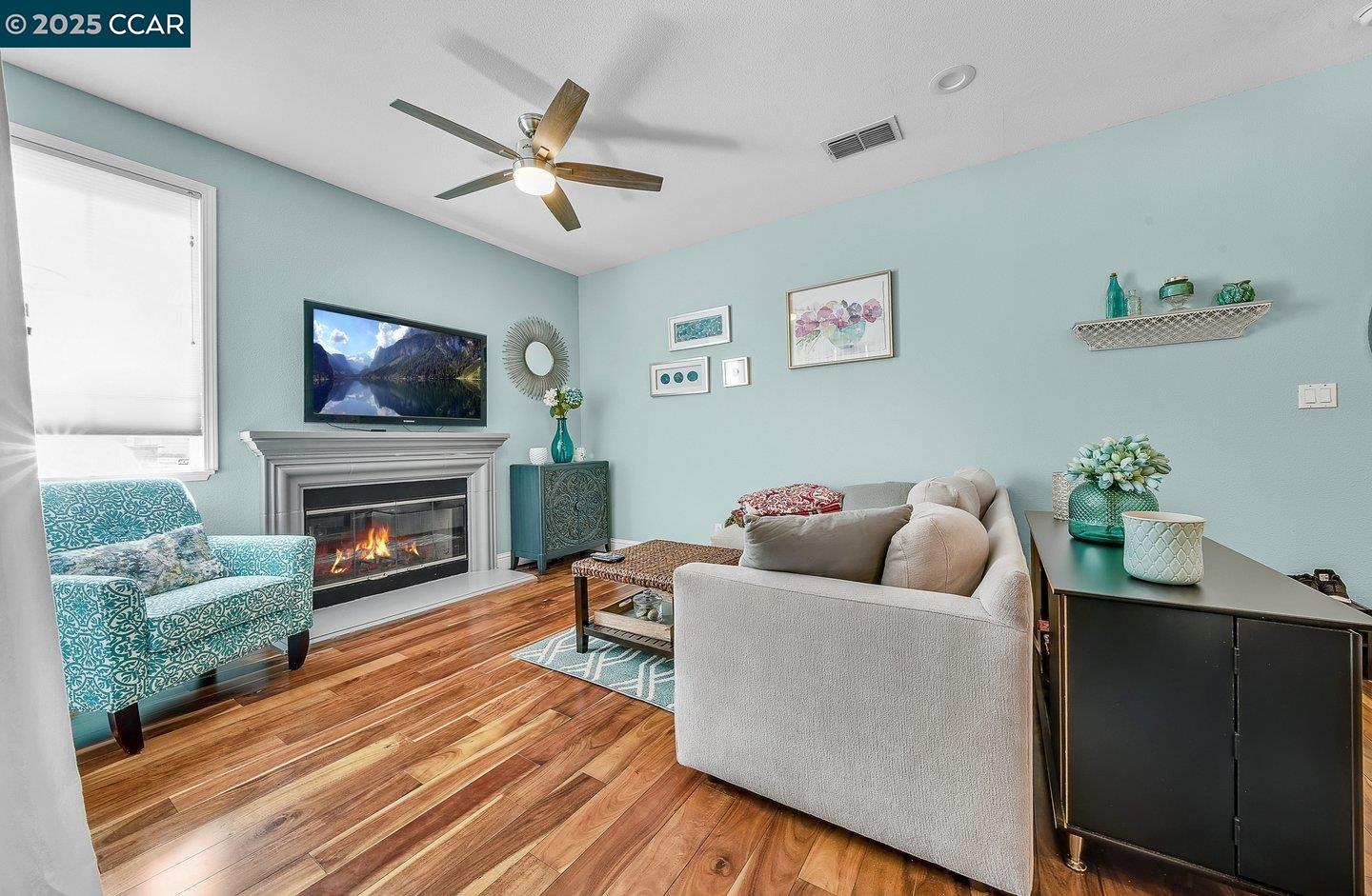 Detail Gallery Image 11 of 31 For 22 Village Square Pl, Pleasant Hill,  CA 94523 - 3 Beds | 2/1 Baths