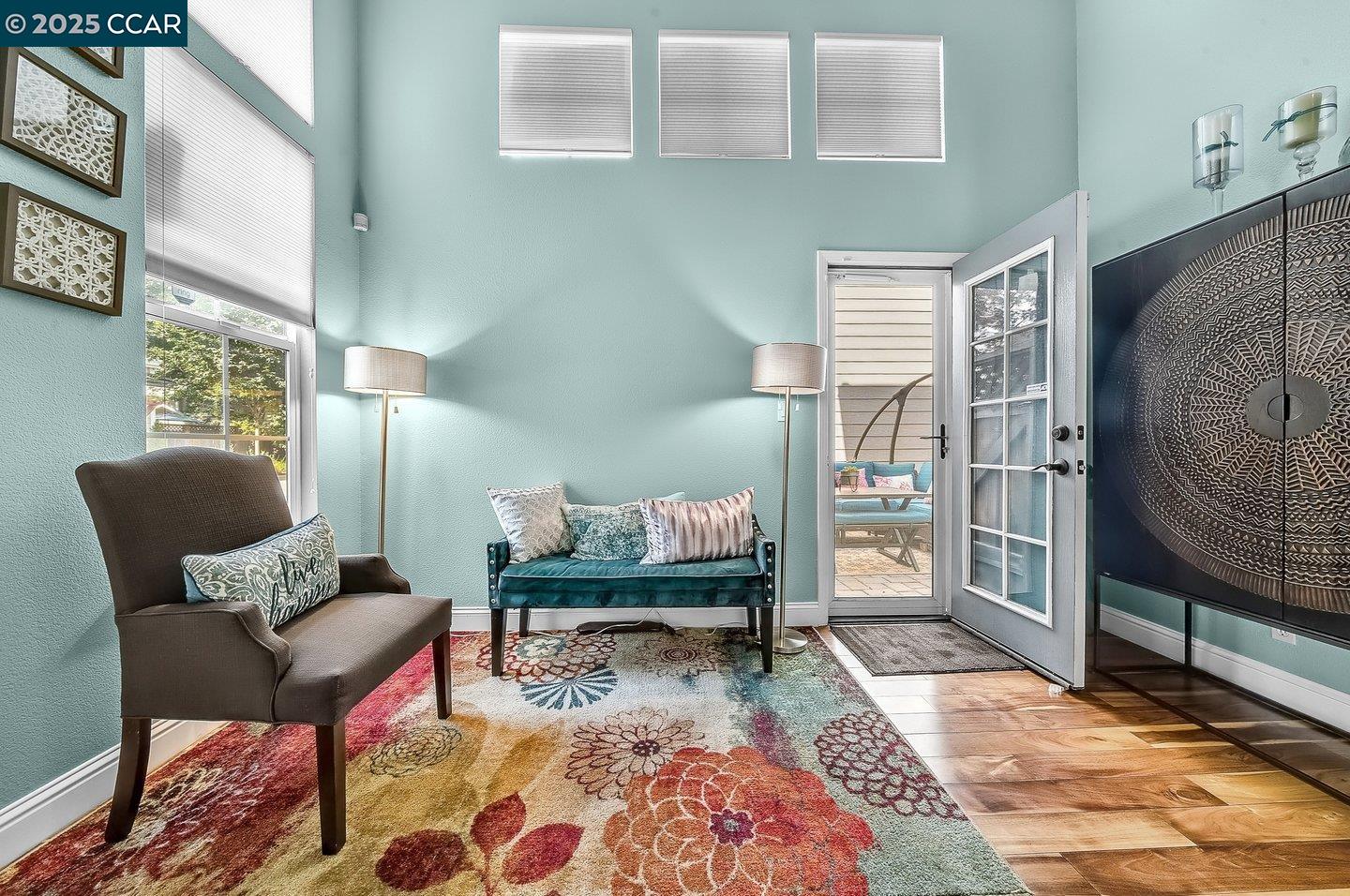 Detail Gallery Image 3 of 31 For 22 Village Square Pl, Pleasant Hill,  CA 94523 - 3 Beds | 2/1 Baths