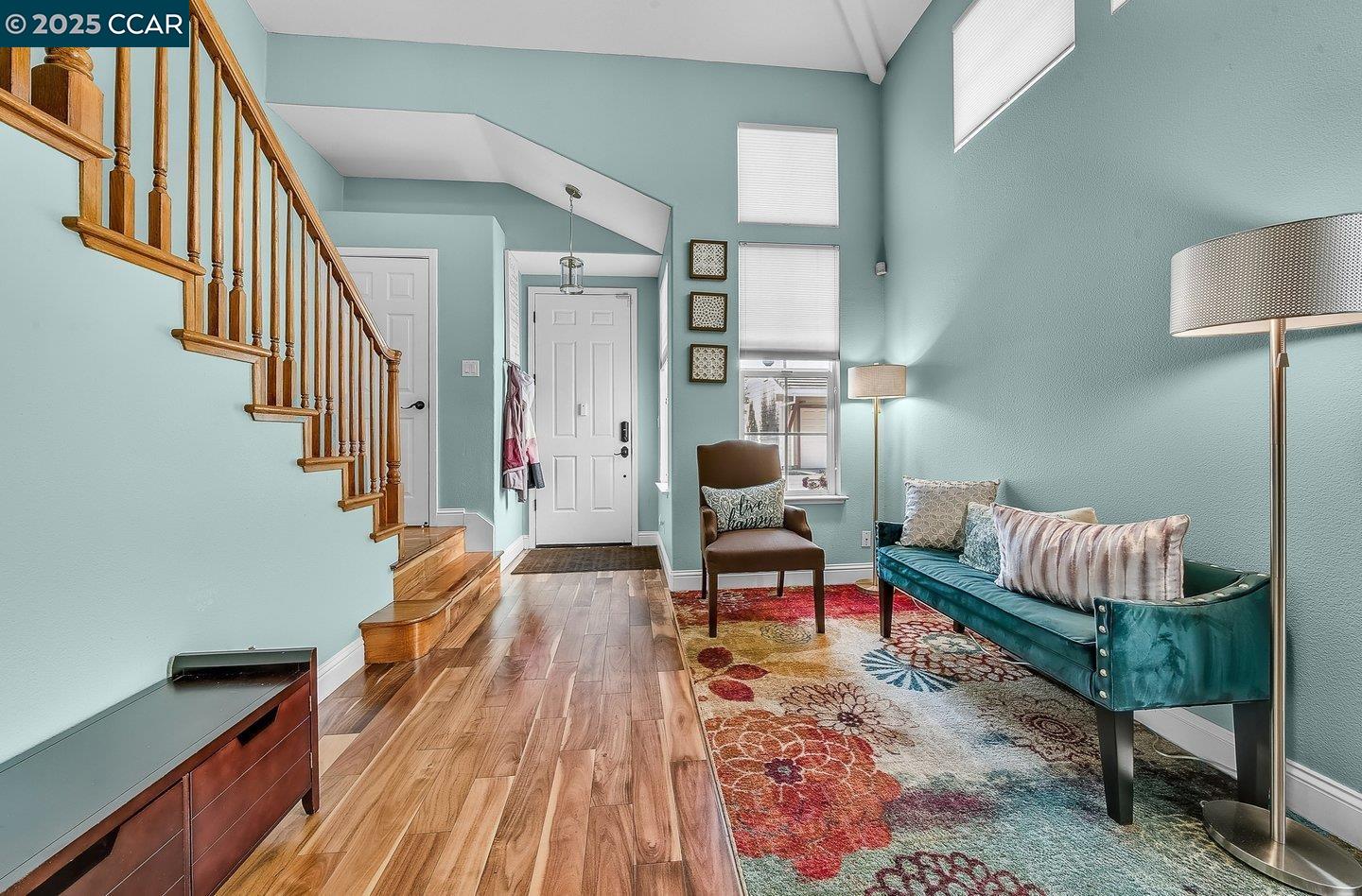 Detail Gallery Image 4 of 31 For 22 Village Square Pl, Pleasant Hill,  CA 94523 - 3 Beds | 2/1 Baths