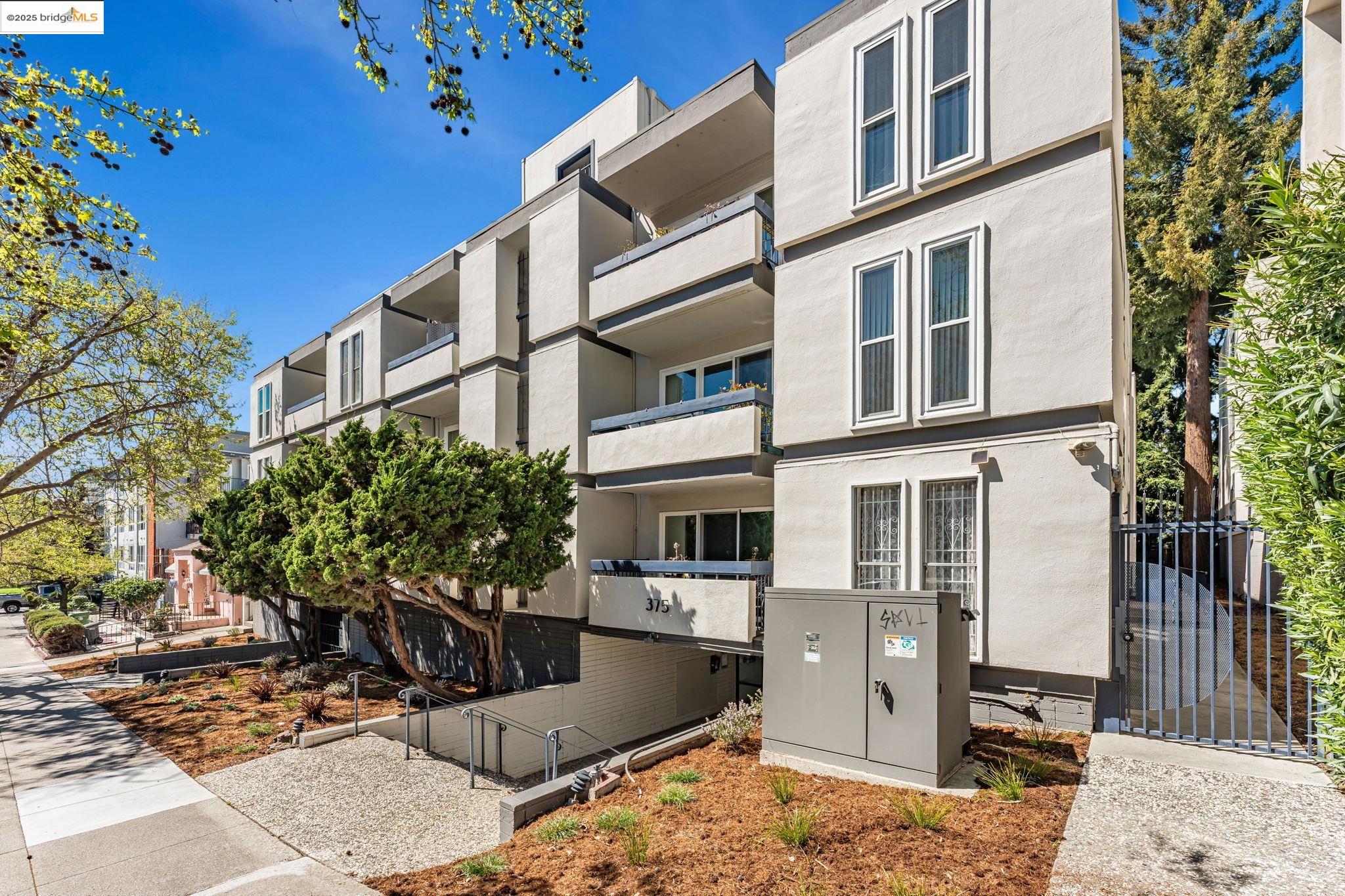 Detail Gallery Image 26 of 33 For 375 Jayne Avenue #106,  Oakland,  CA 94610 - 1 Beds | 1 Baths