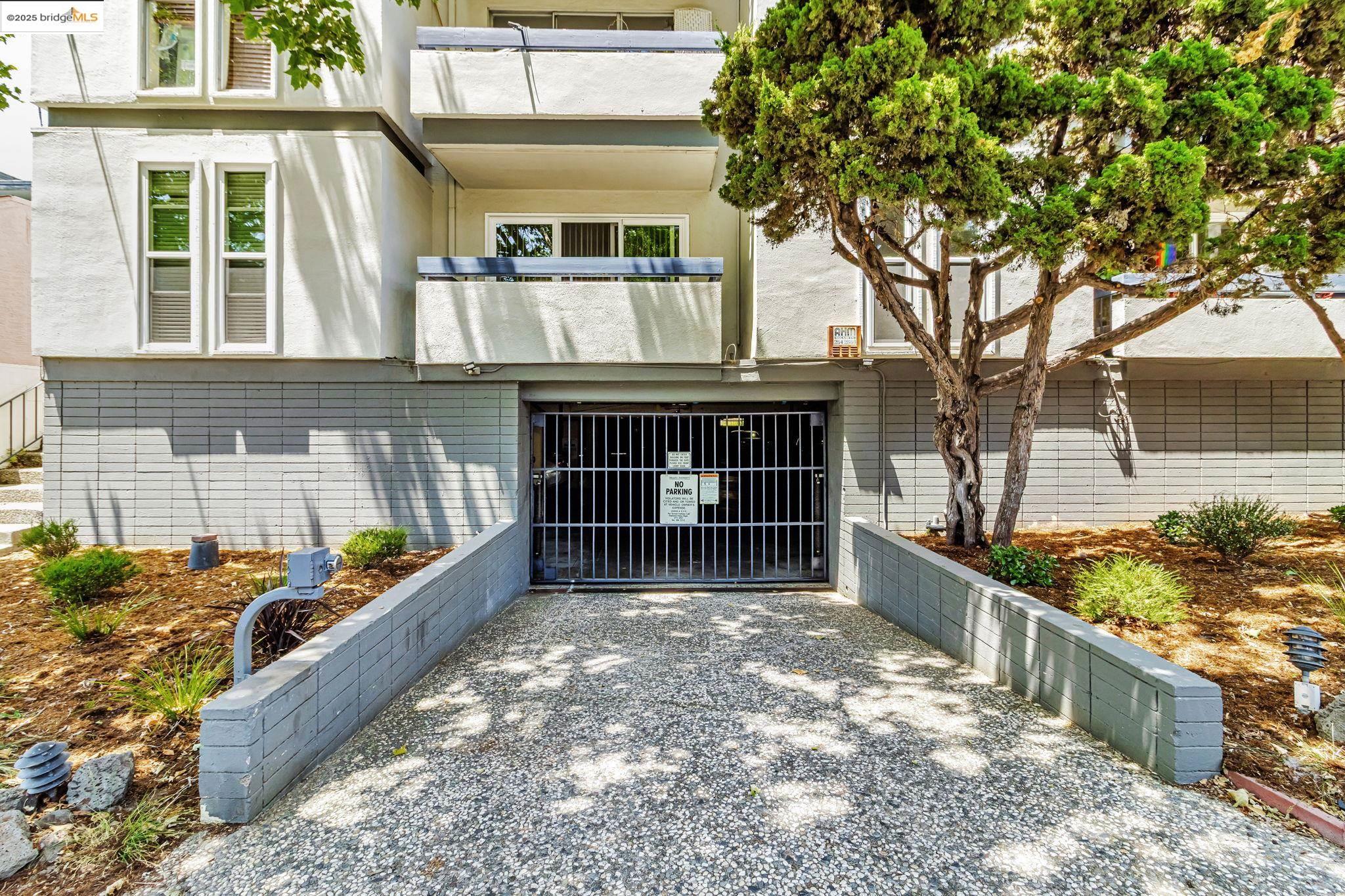 Detail Gallery Image 28 of 33 For 375 Jayne Avenue #106,  Oakland,  CA 94610 - 1 Beds | 1 Baths