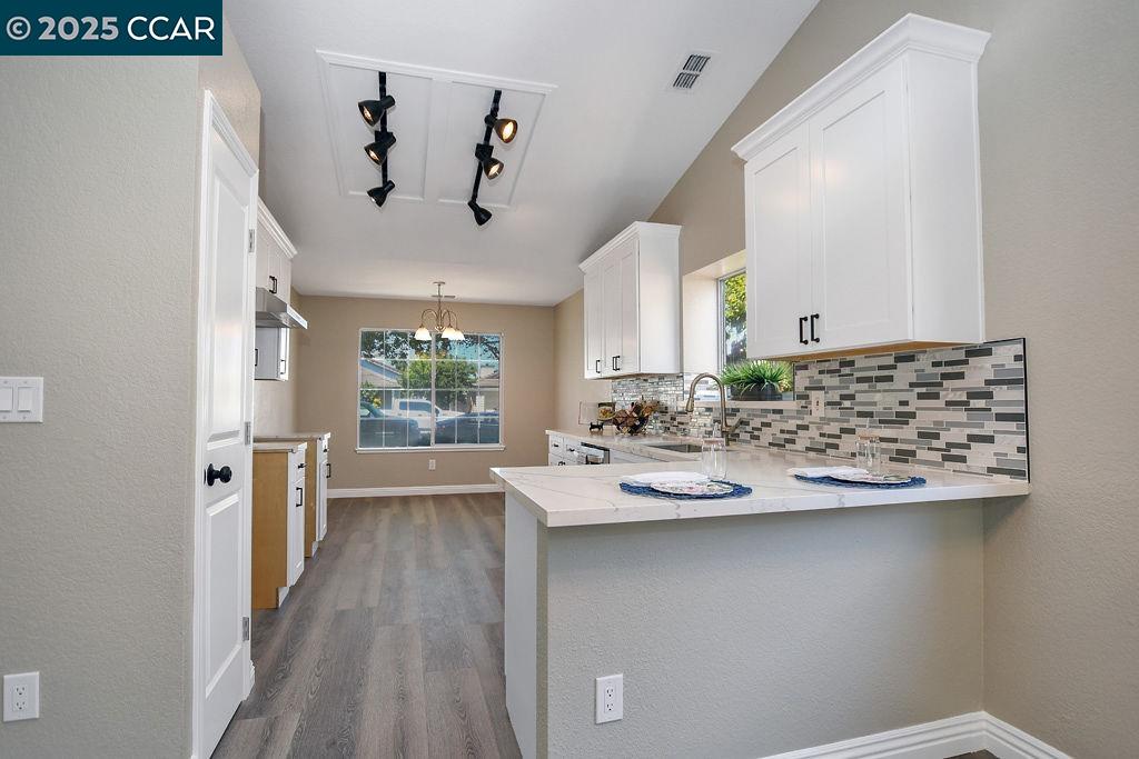 Detail Gallery Image 6 of 28 For 4412 Malta Ct, Salida,  CA 95368 - 3 Beds | 2 Baths