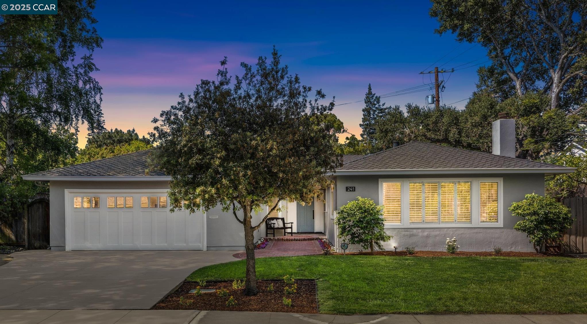 Detail Gallery Image 36 of 36 For 241 E Creek Dr, Menlo Park,  CA 94025 - 3 Beds | 2/1 Baths
