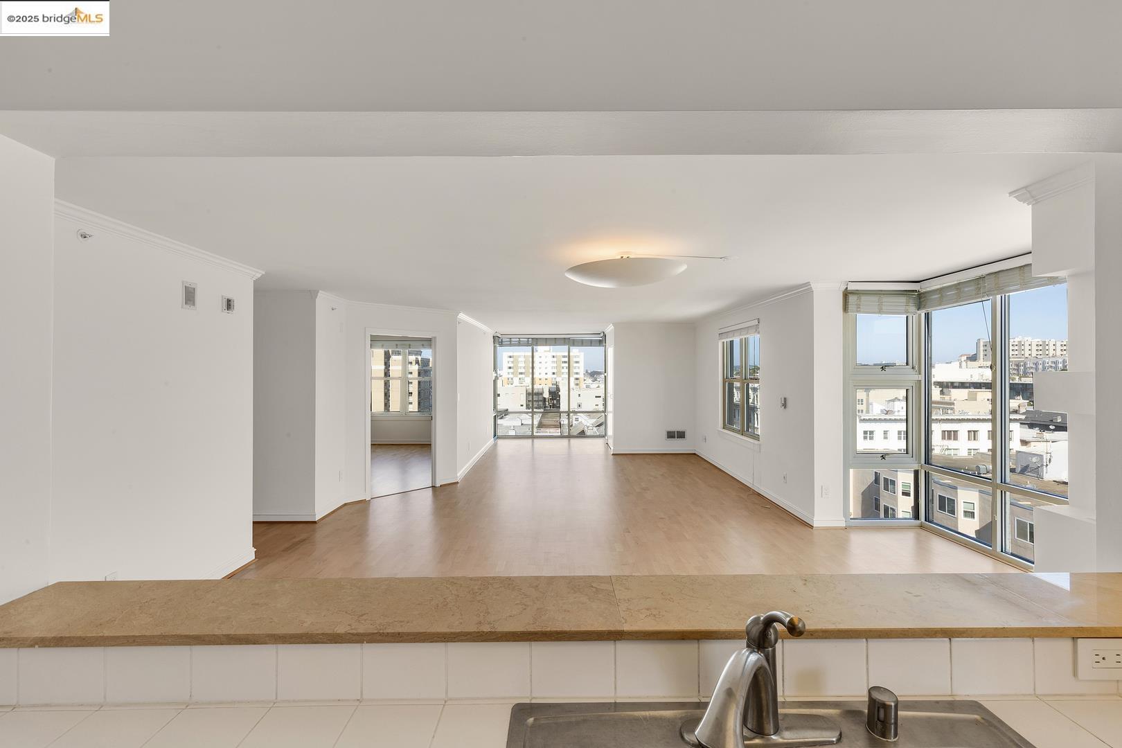 Detail Gallery Image 6 of 51 For 1483 Sutter #1207,  San Francisco,  CA 94109 - 2 Beds | 2 Baths