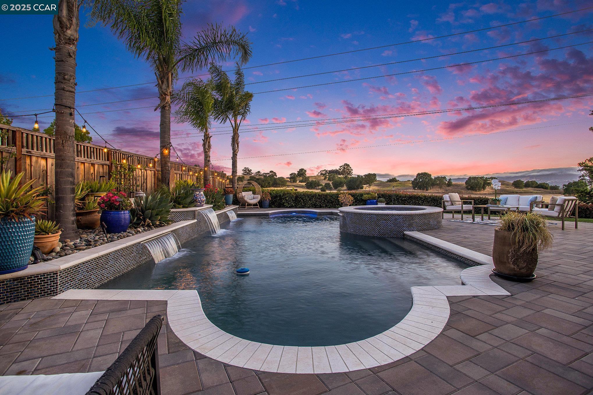 Detail Gallery Image 1 of 1 For 4001 Browning Dr, Concord,  CA 94518 - 4 Beds | 3 Baths