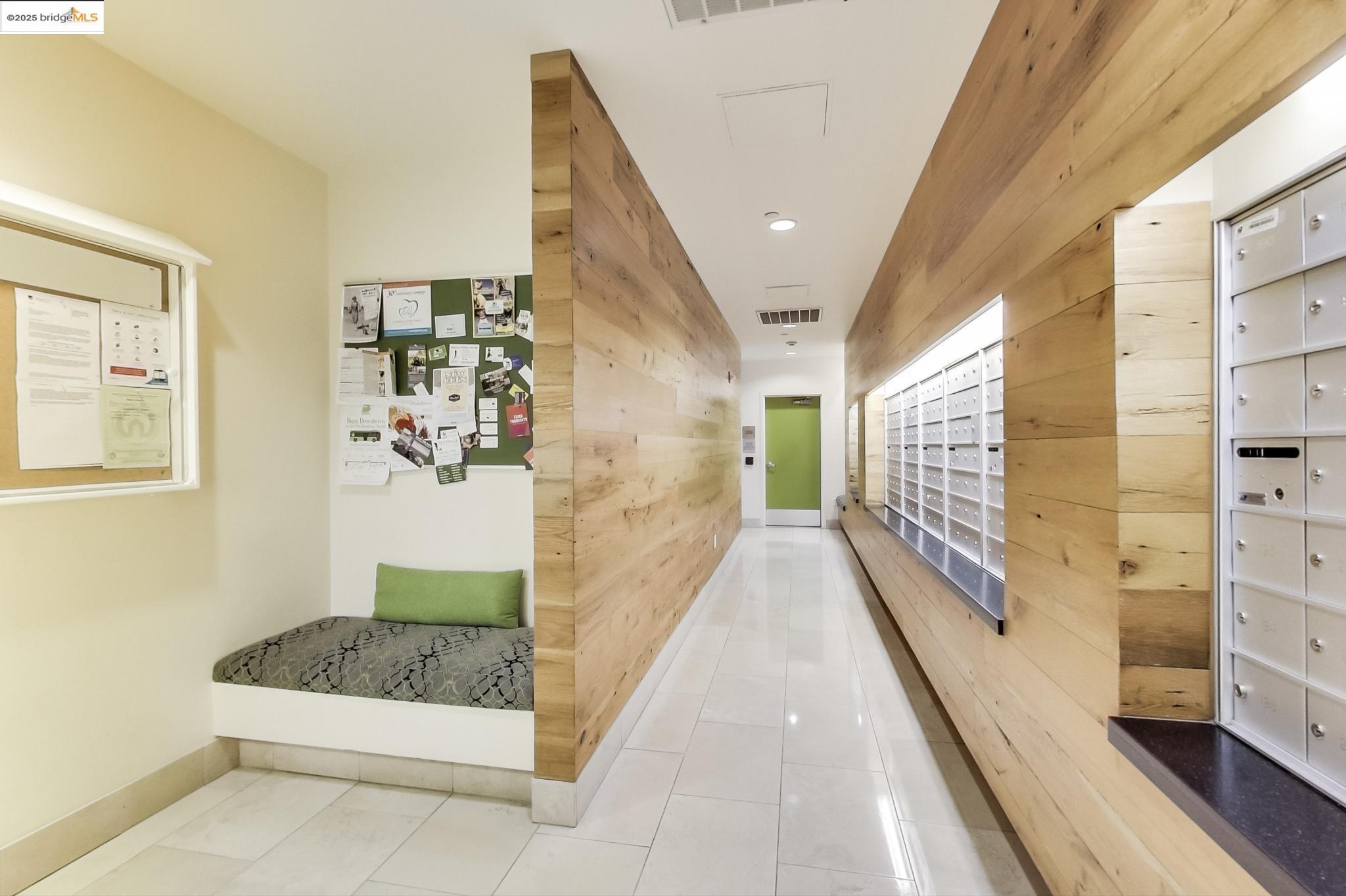 311 Oak St # 703, Oakland, California 94607, 1 Bedroom Bedrooms, 2 Rooms Rooms,1 BathroomBathrooms,Residential Lease,For Rent,311 Oak St # 703,41100466