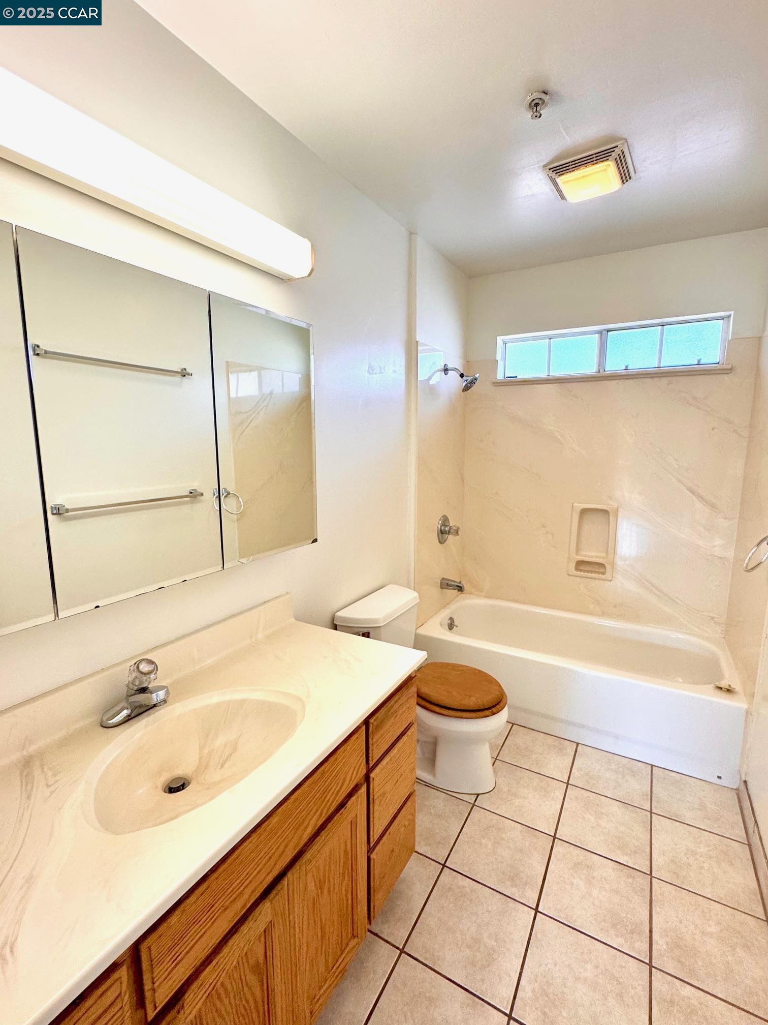 Photo #14: 41100477 Listing: Photo #14