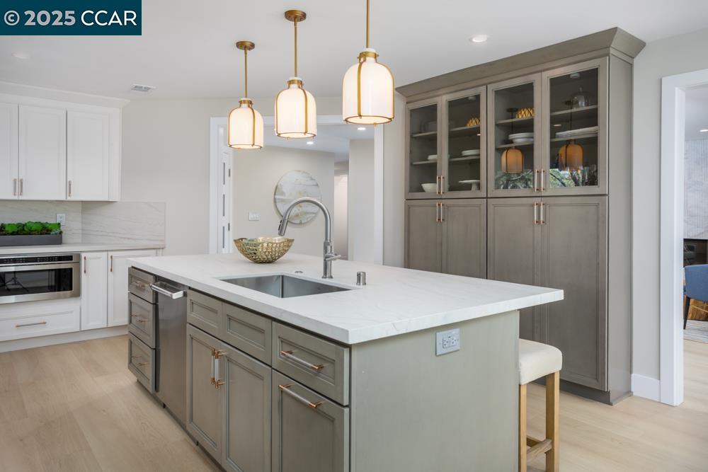 Detail Gallery Image 15 of 33 For 644 Terra Calif Dr #4,  Walnut Creek,  CA 94595 - 2 Beds | 2 Baths