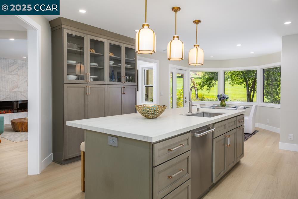 Detail Gallery Image 16 of 33 For 644 Terra Calif Dr #4,  Walnut Creek,  CA 94595 - 2 Beds | 2 Baths