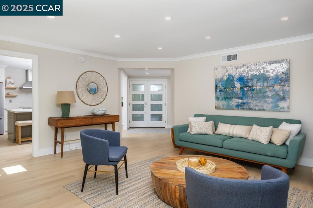 Detail Gallery Image 9 of 33 For 644 Terra Calif Dr #4,  Walnut Creek,  CA 94595 - 2 Beds | 2 Baths