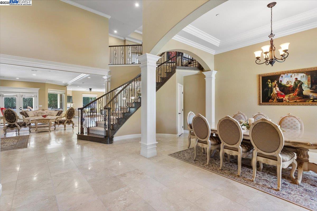 Detail Gallery Image 7 of 54 For 4121 Country Walk Lane, Turlock,  CA 95382 - 4 Beds | 4/1 Baths