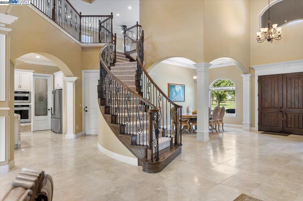 Detail Gallery Image 12 of 54 For 4121 Country Walk Lane, Turlock,  CA 95382 - 4 Beds | 4/1 Baths