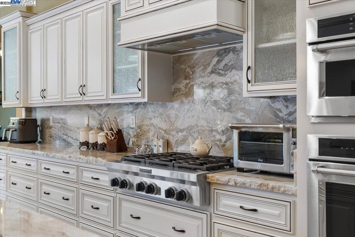 Detail Gallery Image 19 of 54 For 4121 Country Walk Lane, Turlock,  CA 95382 - 4 Beds | 4/1 Baths