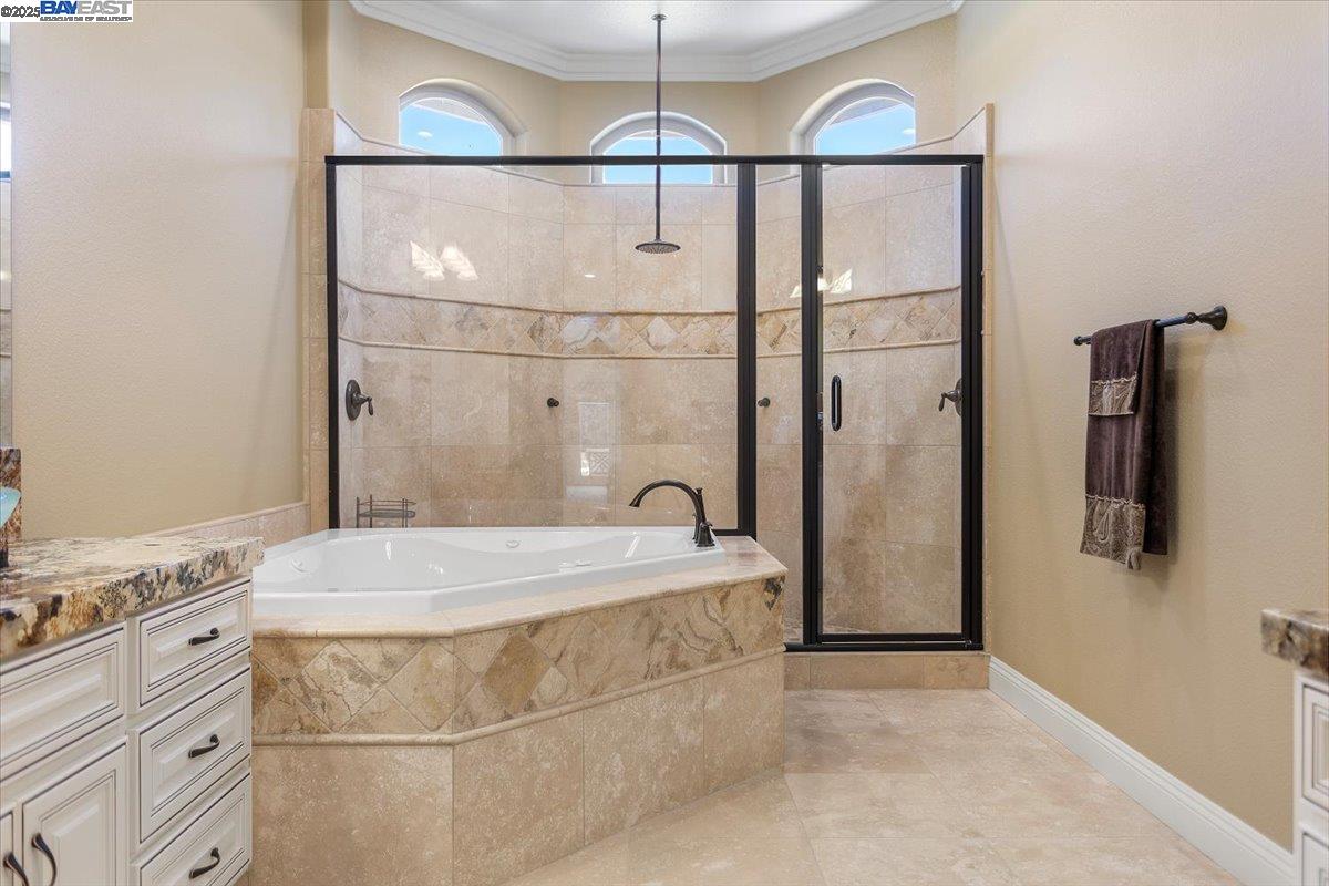 Detail Gallery Image 35 of 54 For 4121 Country Walk Lane, Turlock,  CA 95382 - 4 Beds | 4/1 Baths