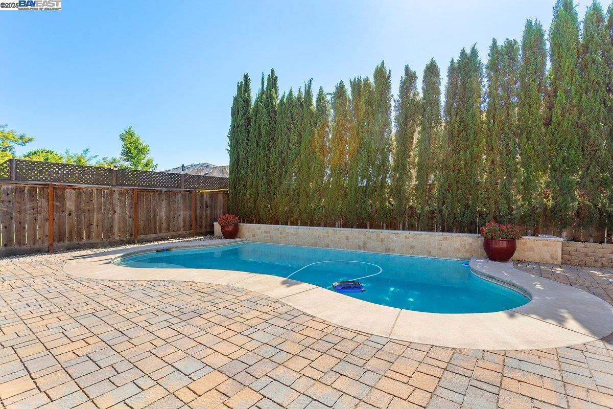 Detail Gallery Image 48 of 54 For 4121 Country Walk Lane, Turlock,  CA 95382 - 4 Beds | 4/1 Baths