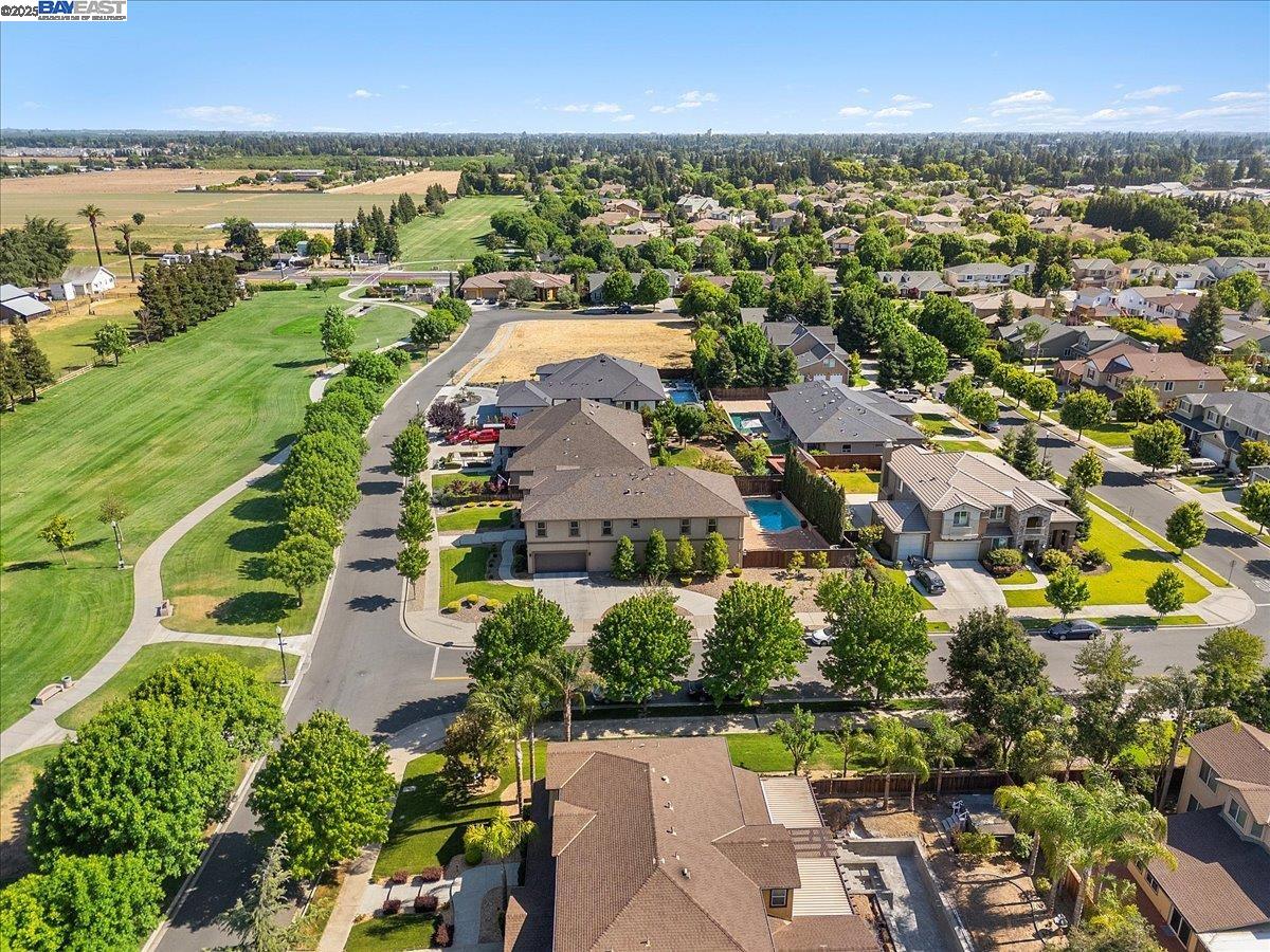 Detail Gallery Image 53 of 54 For 4121 Country Walk Lane, Turlock,  CA 95382 - 4 Beds | 4/1 Baths