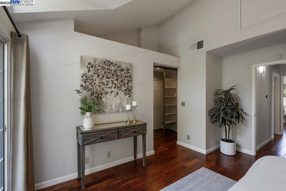Detail Gallery Image 16 of 28 For 7740 Creekside Dr, Pleasanton,  CA 94588 - 3 Beds | 2/1 Baths