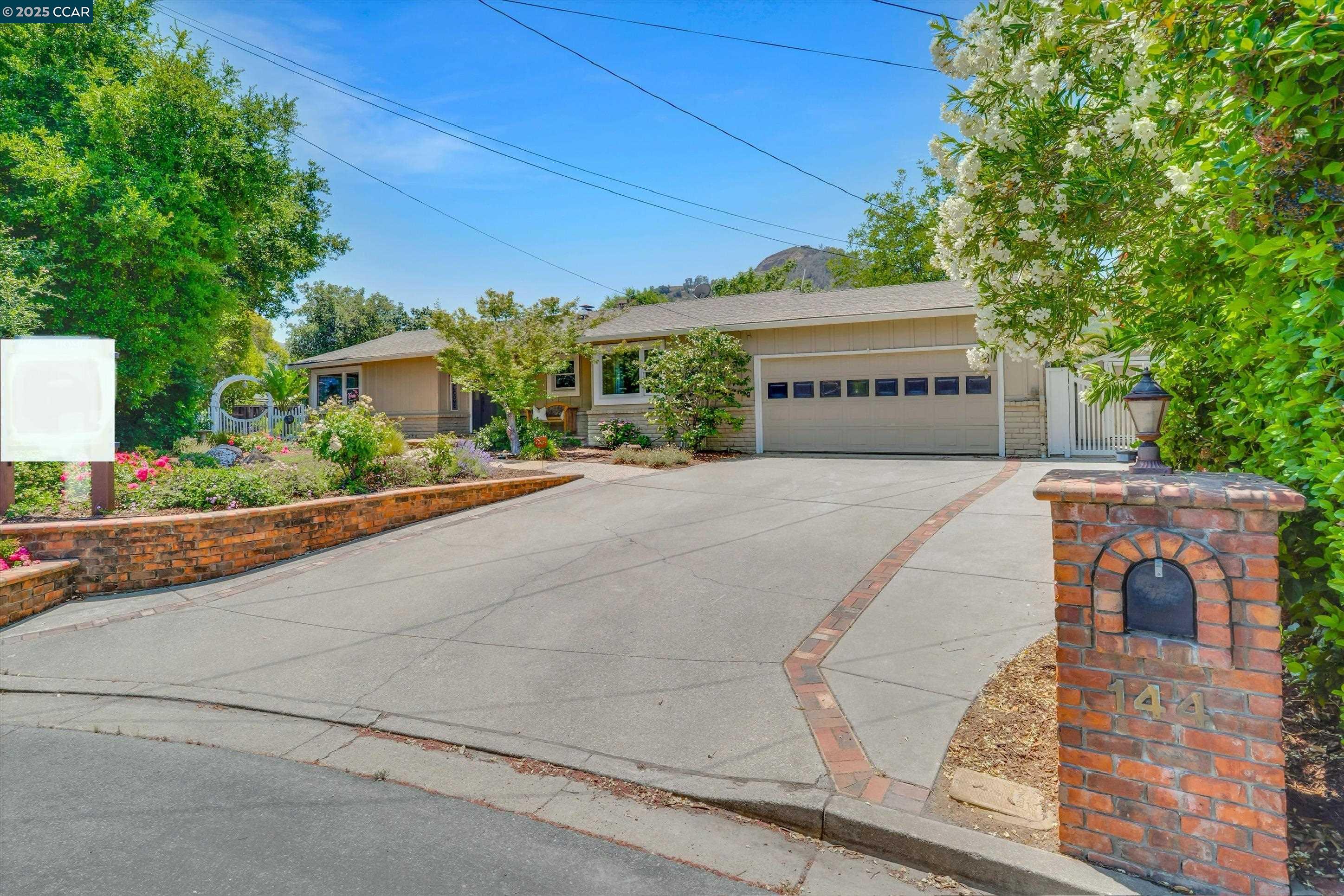 Detail Gallery Image 8 of 60 For 144 Widmar Pl, Clayton,  CA 94517 - 4 Beds | 2/1 Baths